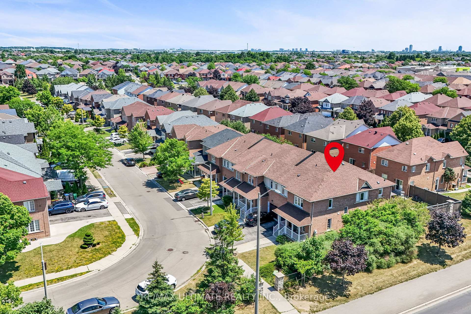 Photo 22 of 64 Tideland Drive, Brampton, Fletcher's Creek South — HOMEH
