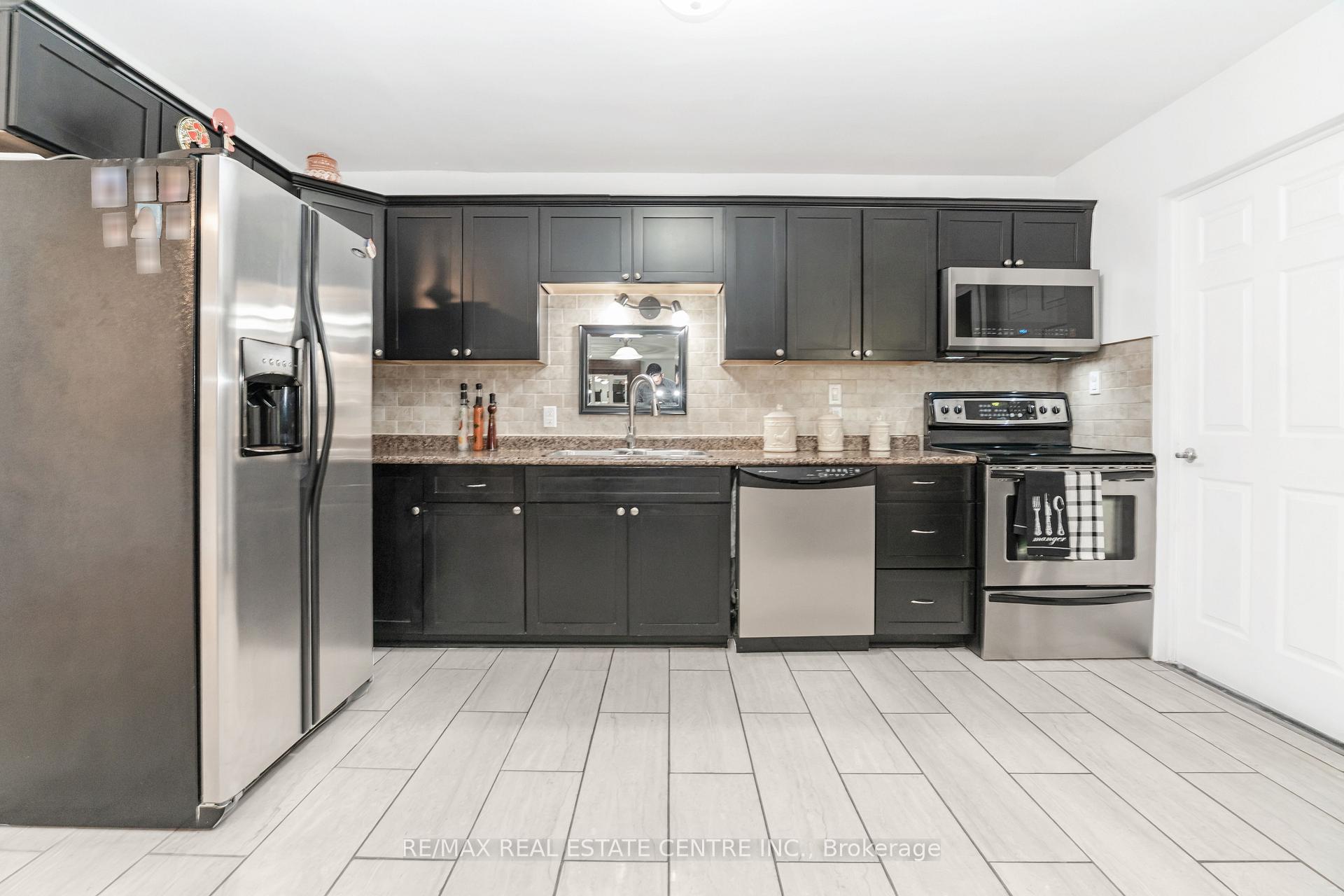Photo 10 of Unit 42, 9620 Wellington Road, Erin, Rural Erin — HOMEH