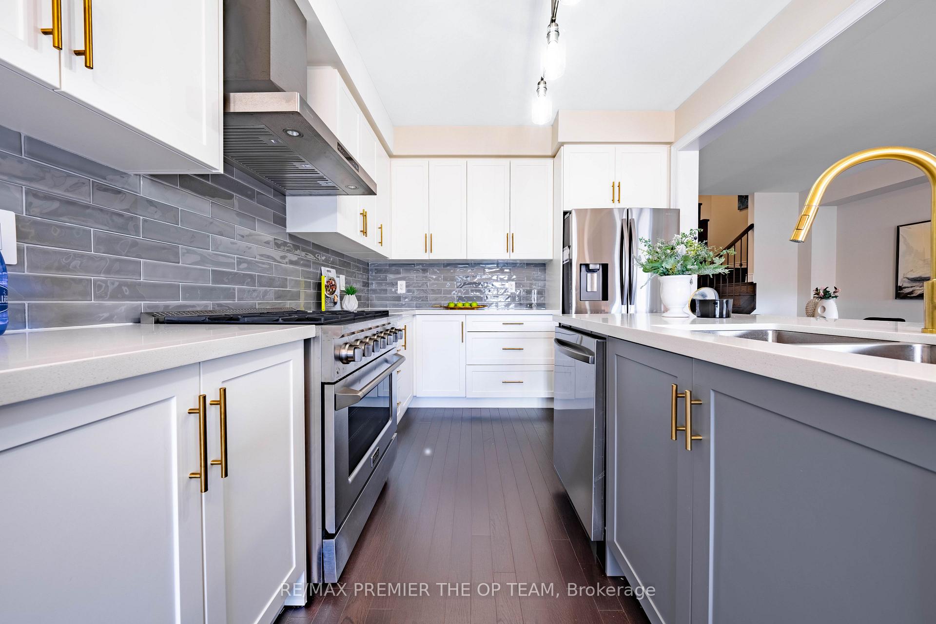 Photo 9 of 53 Janes Crescent, New Tecumseth, Alliston — HOMEH