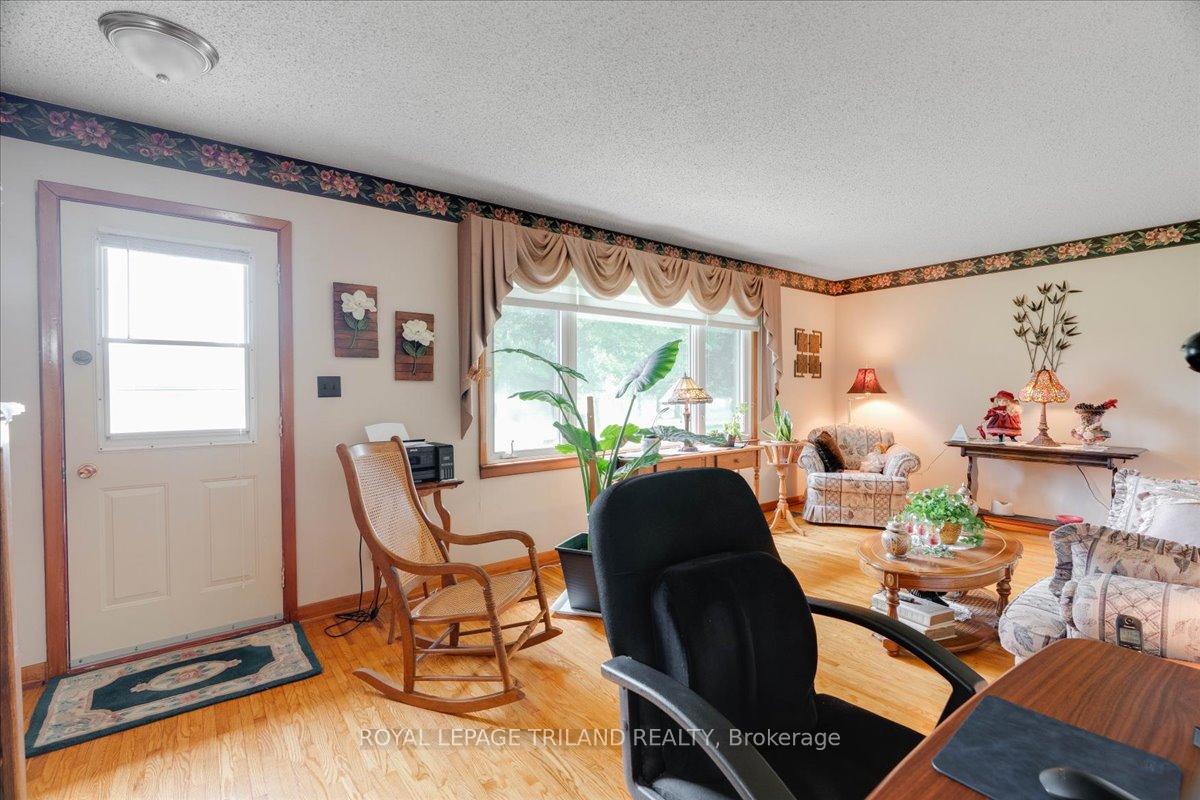 Photo 4 of 22854 Pratt Siding Road, Southwest Middlesex, Rural Southwest Middlesex — HOMEH