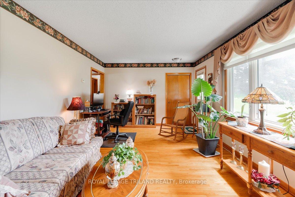 Photo 6 of 22854 Pratt Siding Road, Southwest Middlesex, Rural Southwest Middlesex — HOMEH