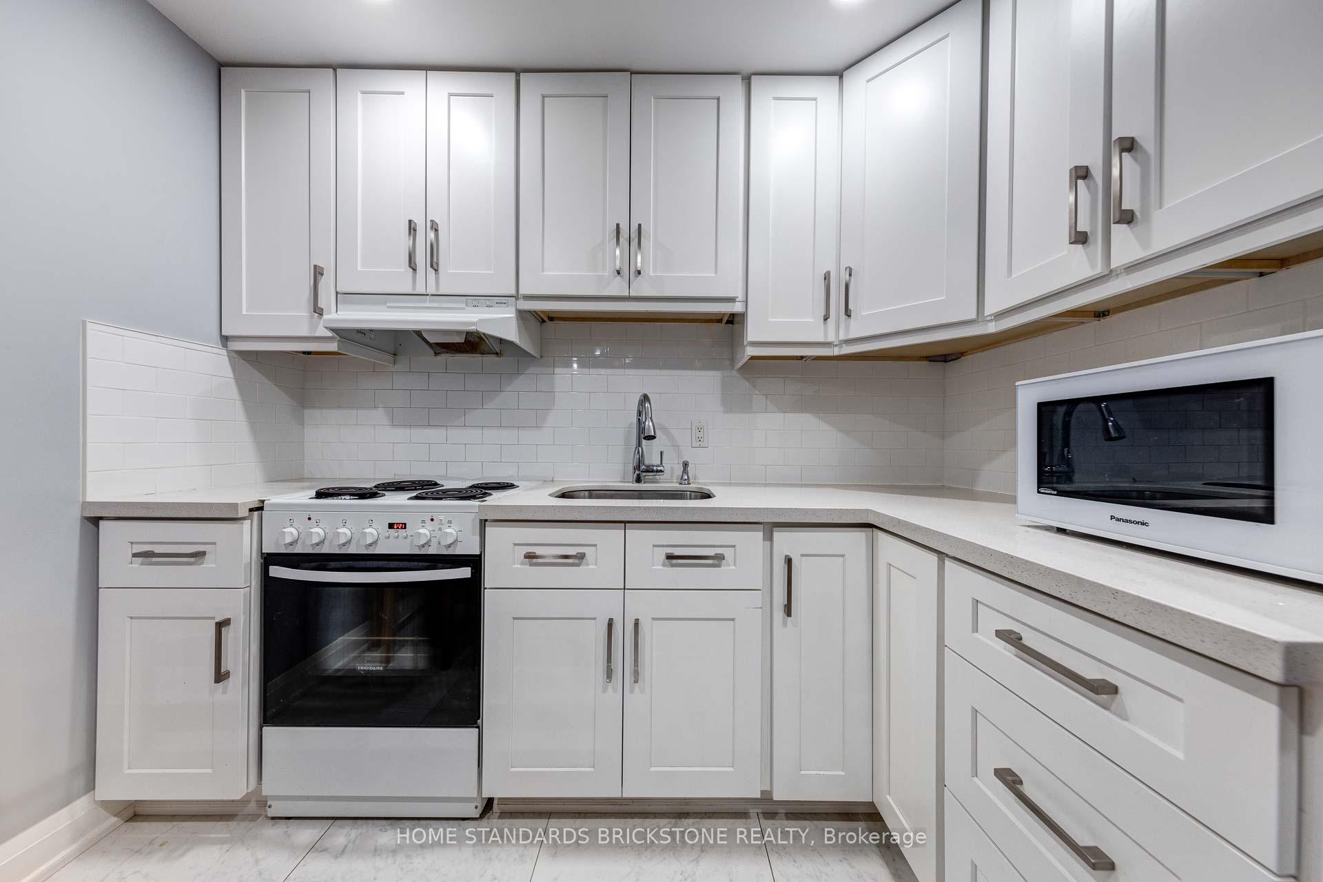 Photo 30 of 254 Mullen Drive, Vaughan, Brownridge — HOMEH