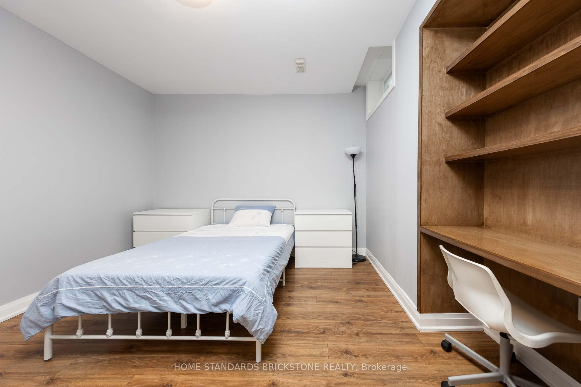Photo 32 of 254 Mullen Drive, Vaughan, Brownridge — HOMEH