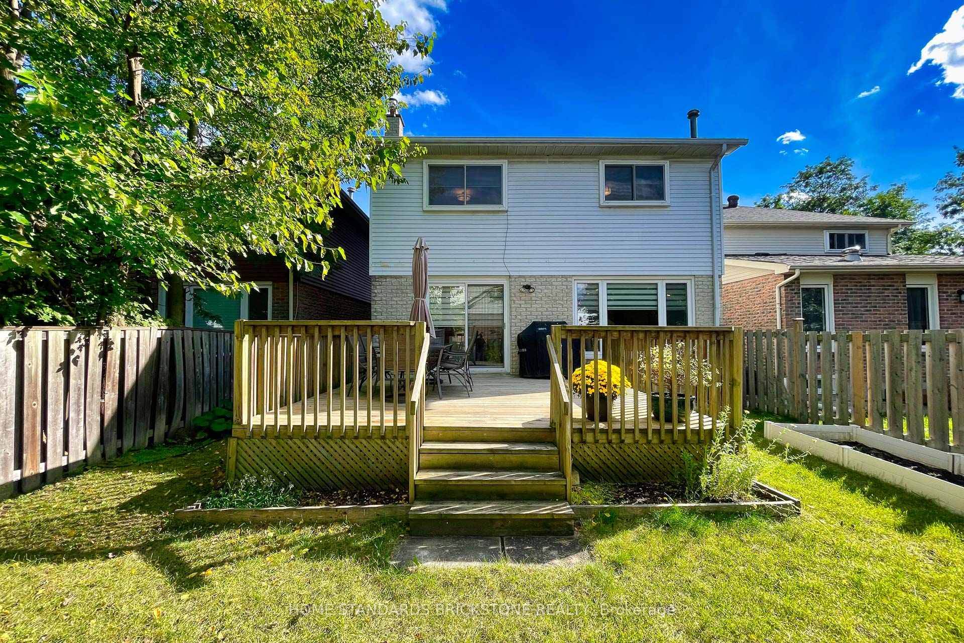 Photo 39 of 254 Mullen Drive, Vaughan, Brownridge — HOMEH