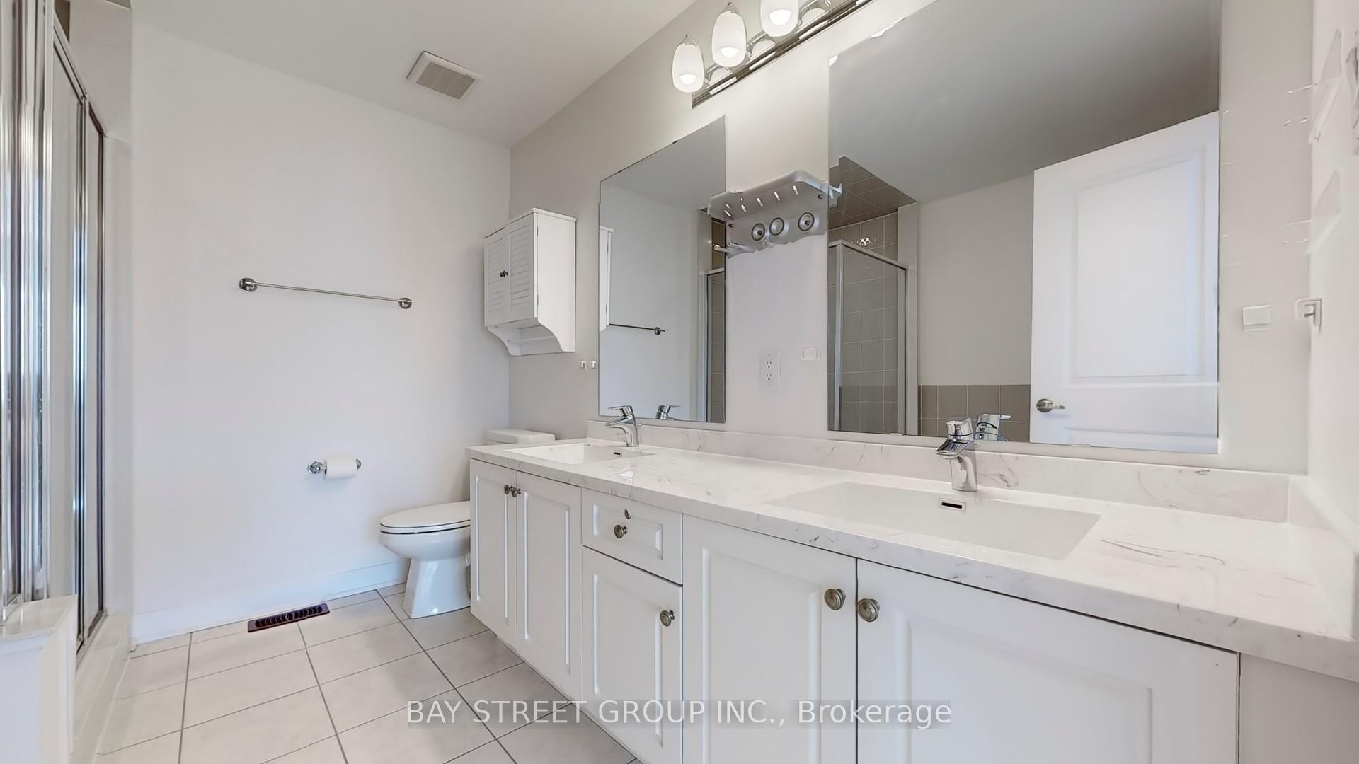 Photo 18 of 173 Badgerow Way, Aurora, Rural Aurora — HOMEH