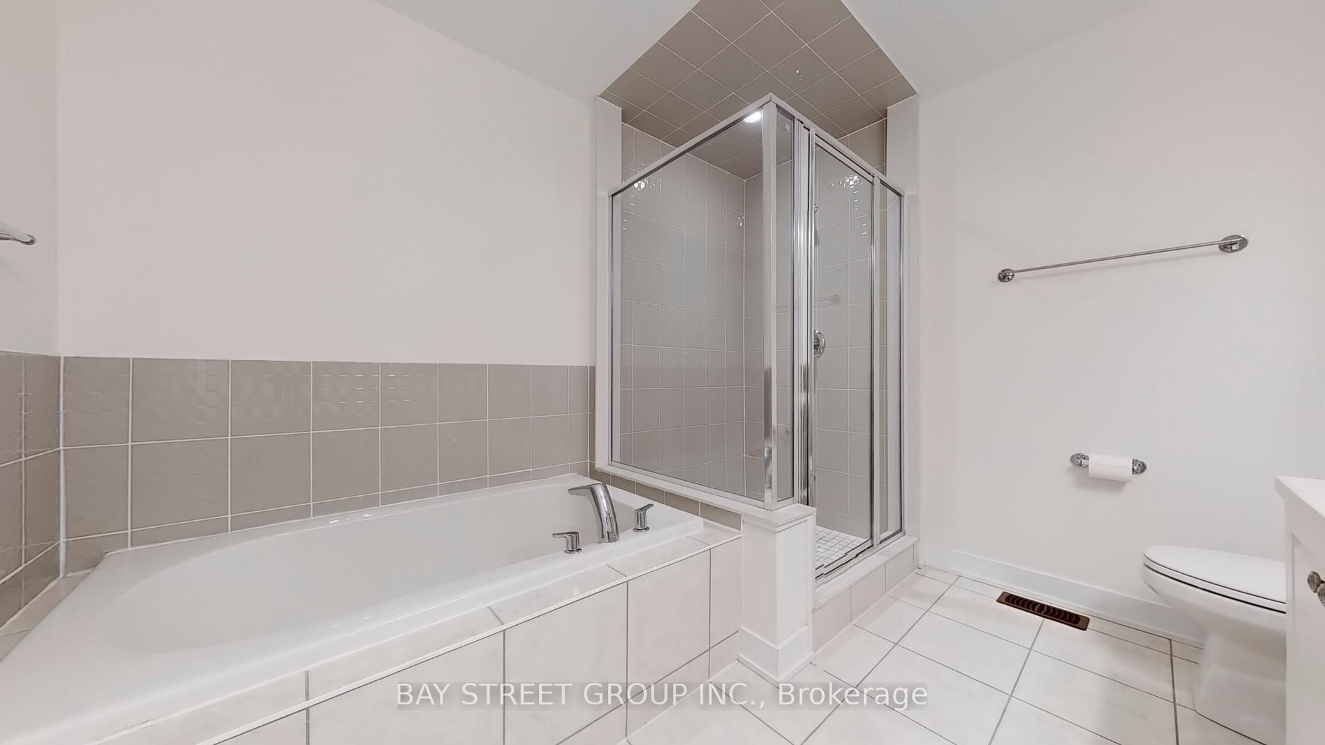Photo 26 of 173 Badgerow Way, Aurora, Rural Aurora — HOMEH