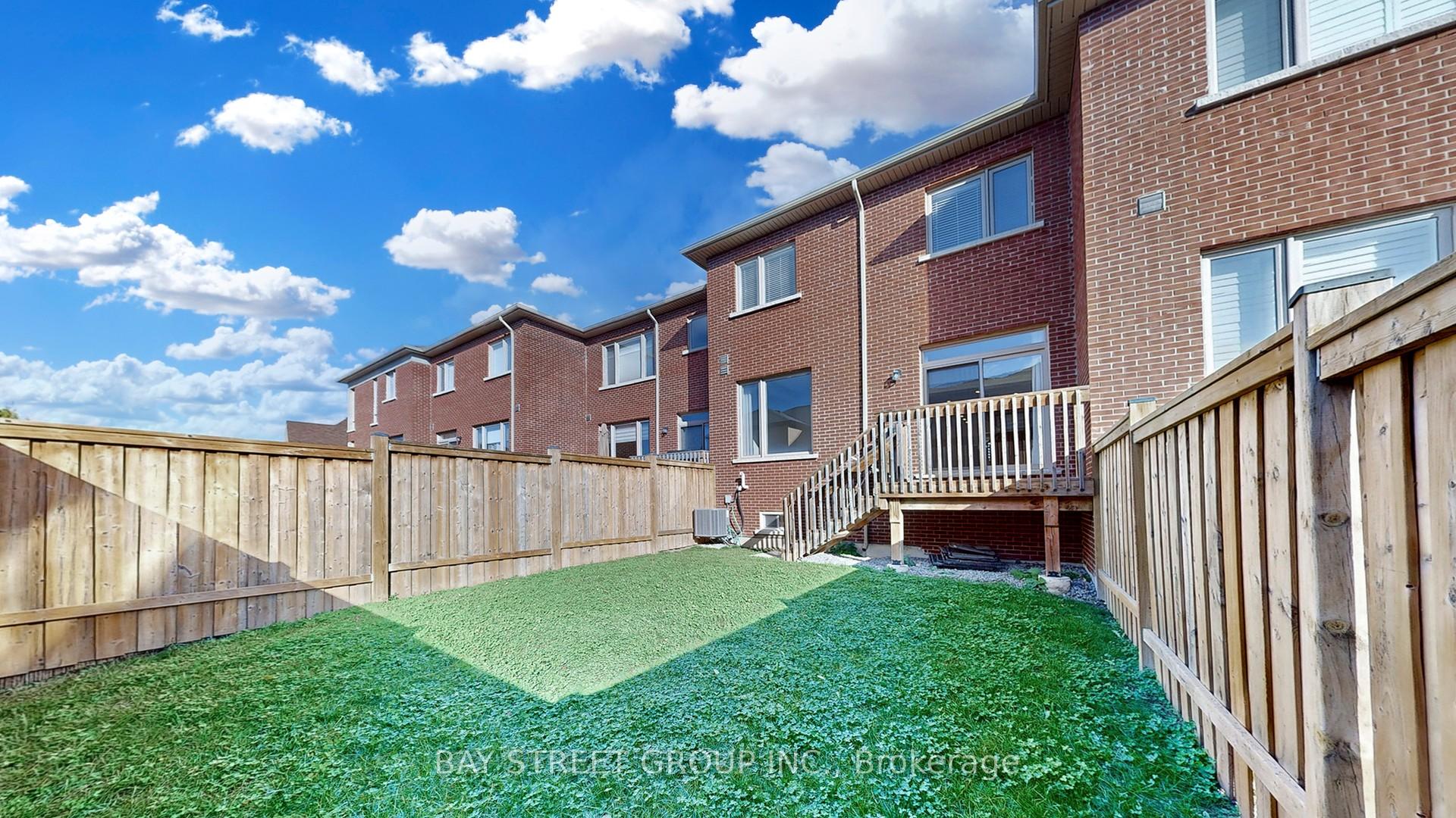 Photo 35 of 173 Badgerow Way, Aurora, Rural Aurora — HOMEH