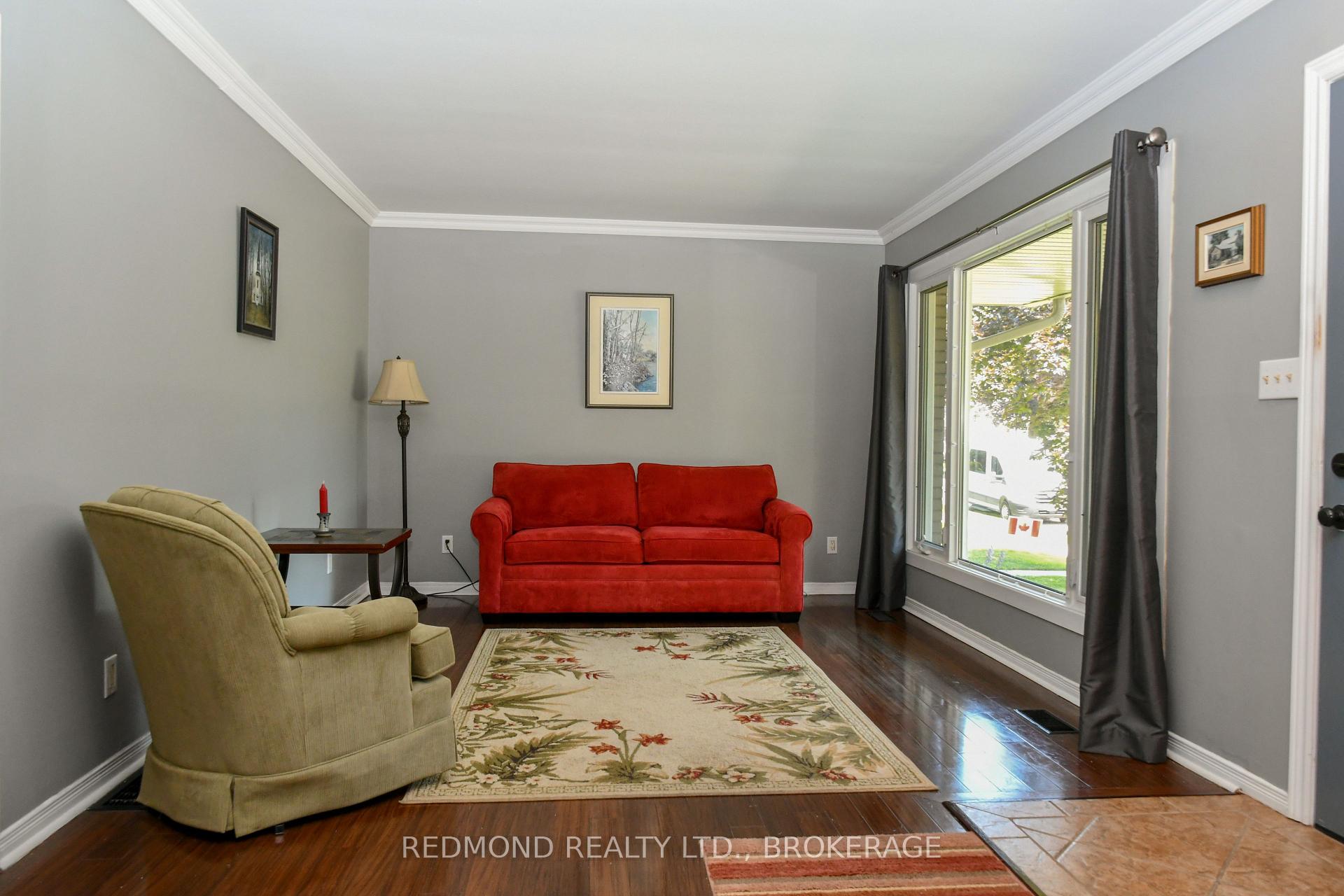 Photo 3 of 140 Brock Street, Gananoque — HOMEH