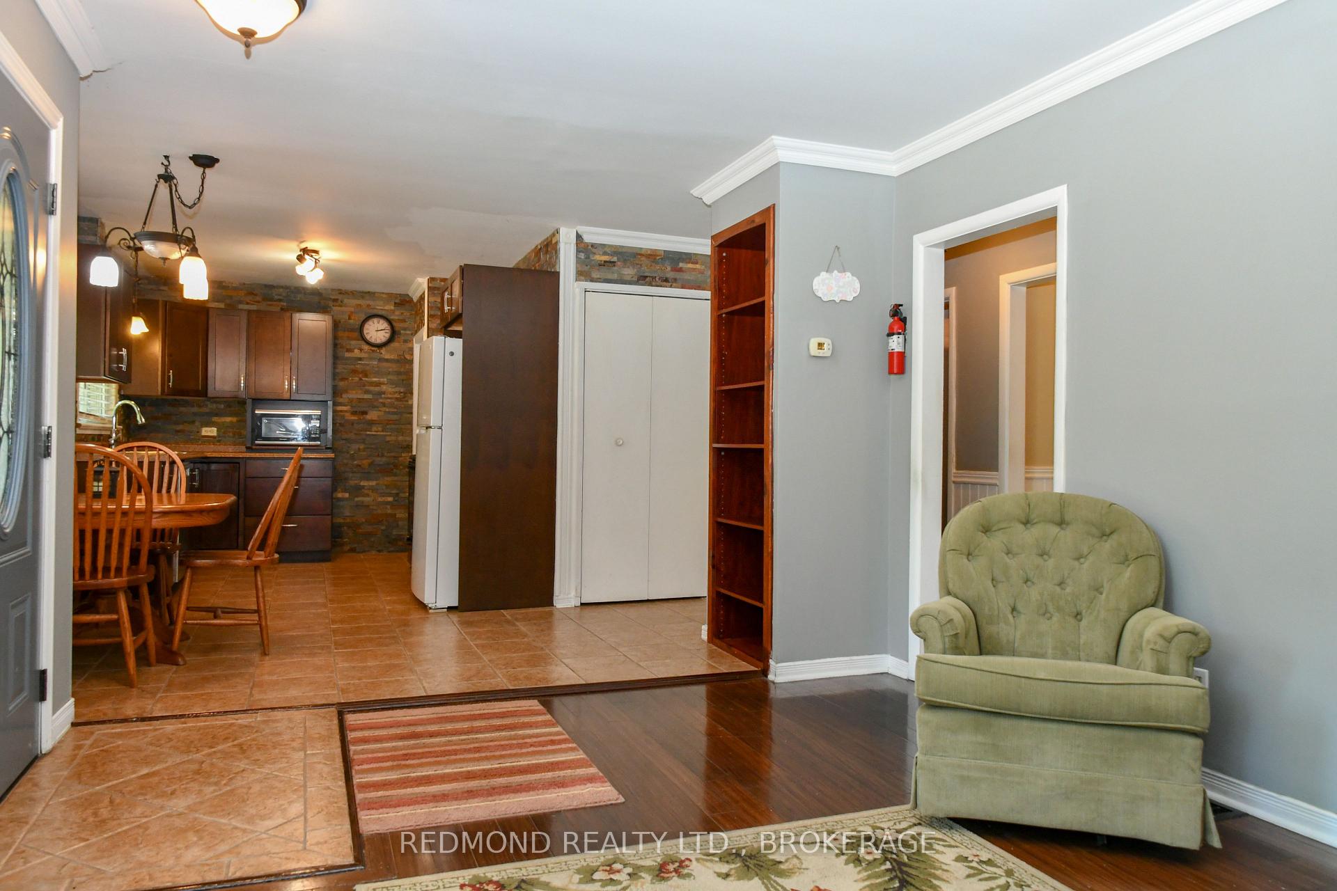 Photo 4 of 140 Brock Street, Gananoque — HOMEH