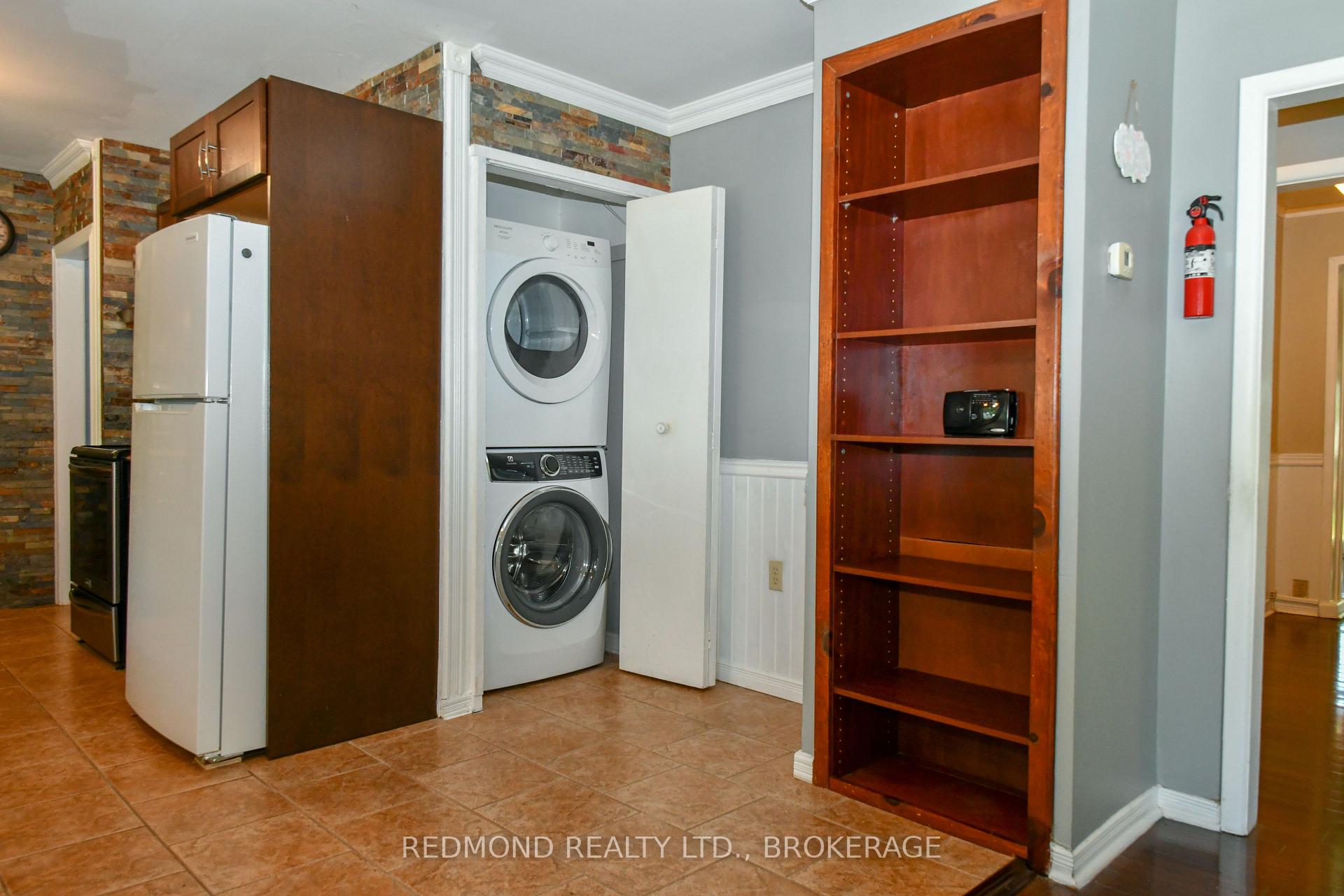 Photo 10 of 140 Brock Street, Gananoque — HOMEH