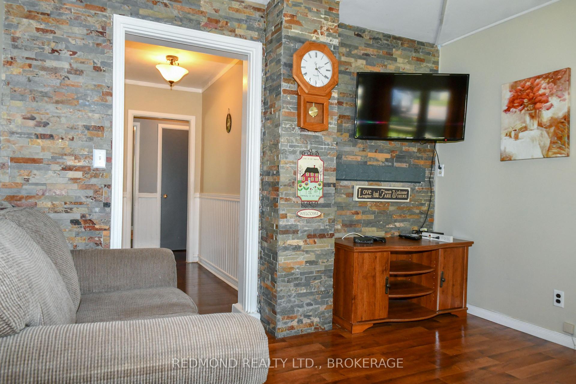 Photo 20 of 140 Brock Street, Gananoque — HOMEH