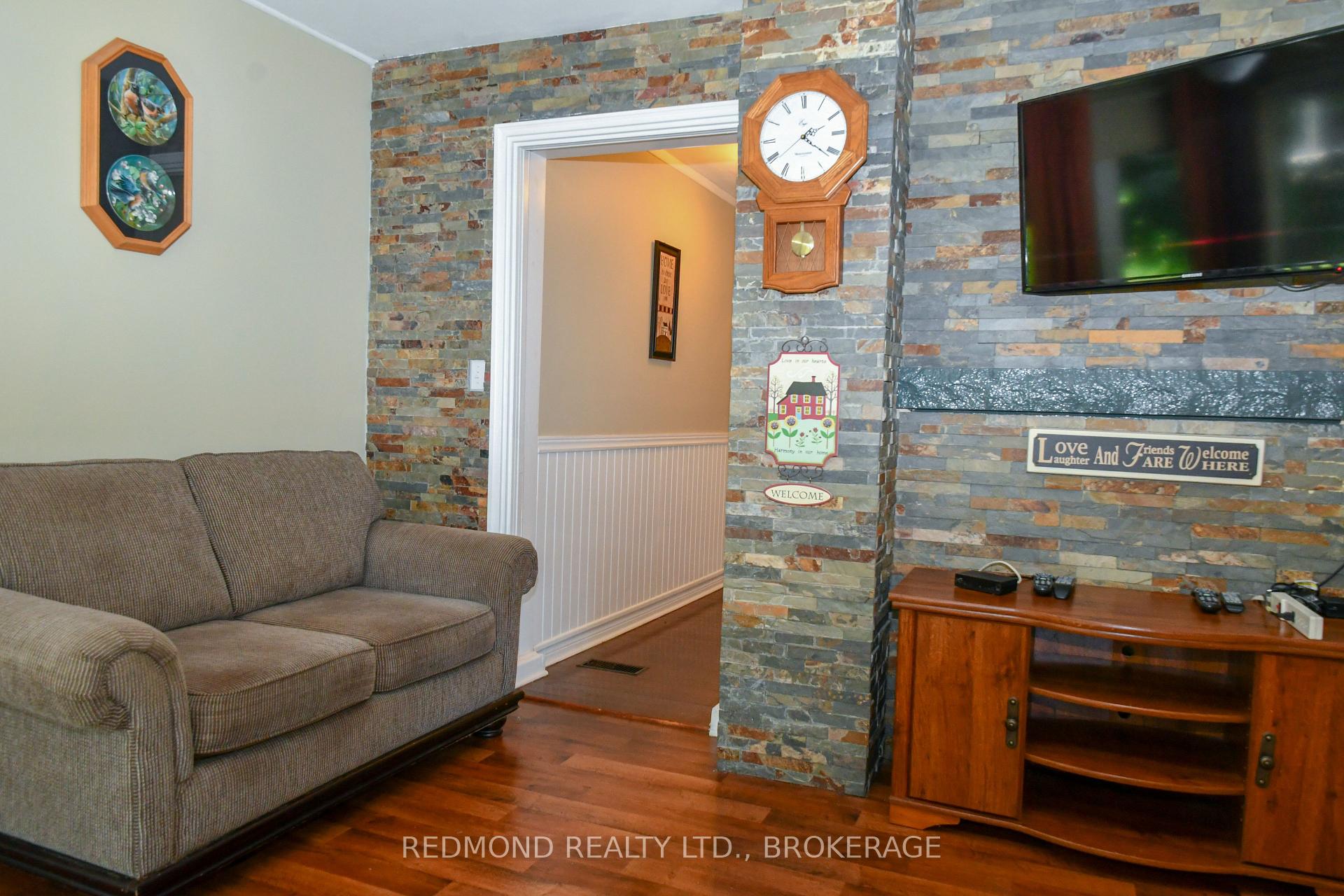 Photo 25 of 140 Brock Street, Gananoque — HOMEH