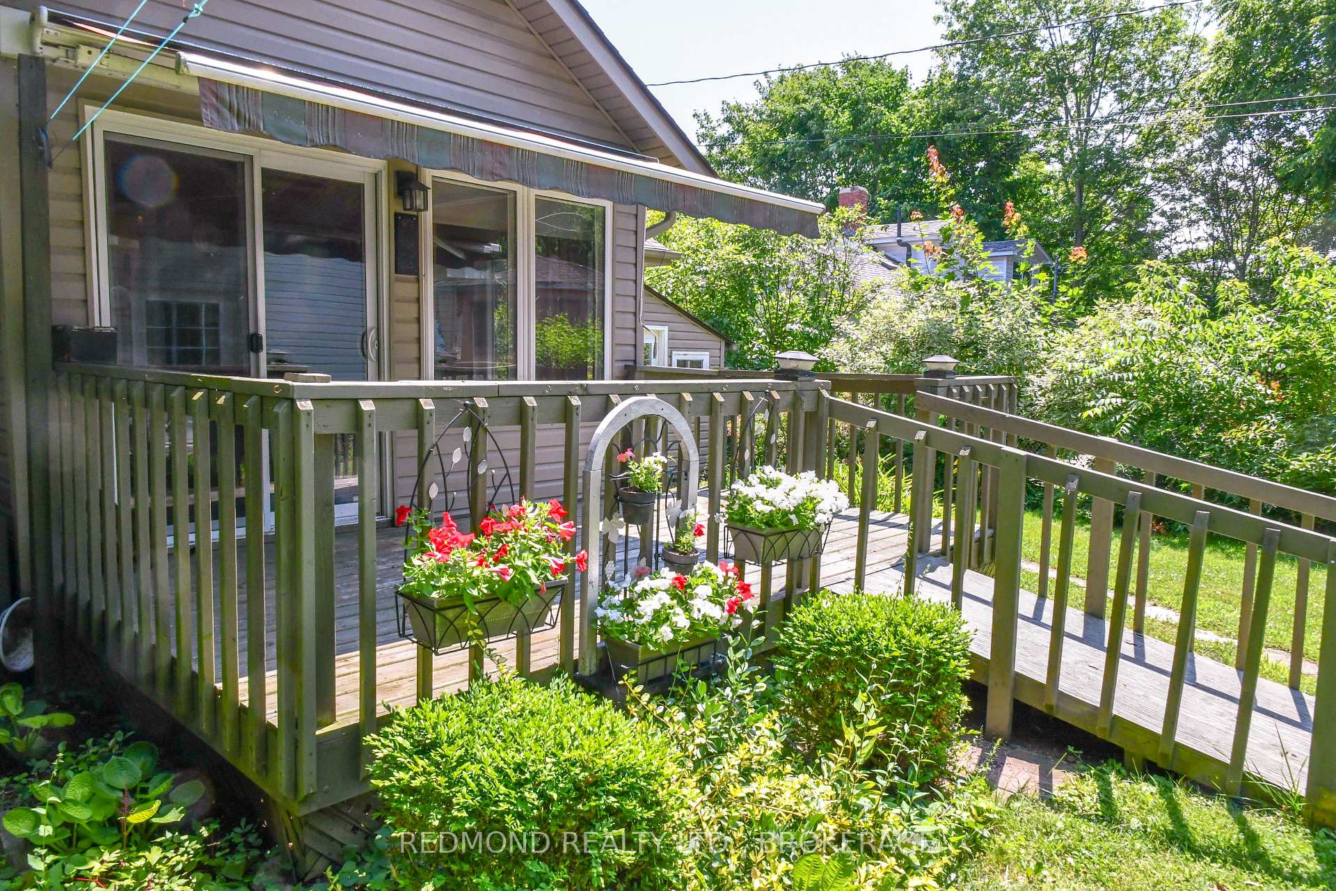 Photo 35 of 140 Brock Street, Gananoque — HOMEH