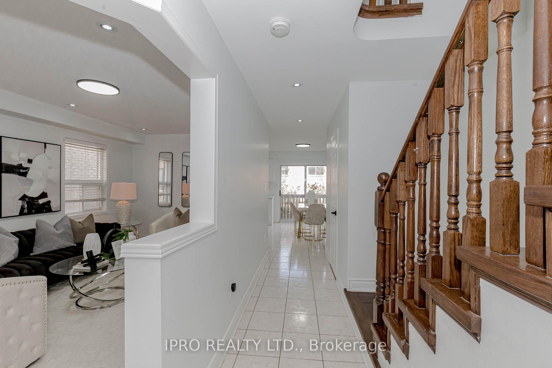 Photo 9 of 23 Hot Spring Road, Brampton, Sandringham-Wellington North — HOMEH