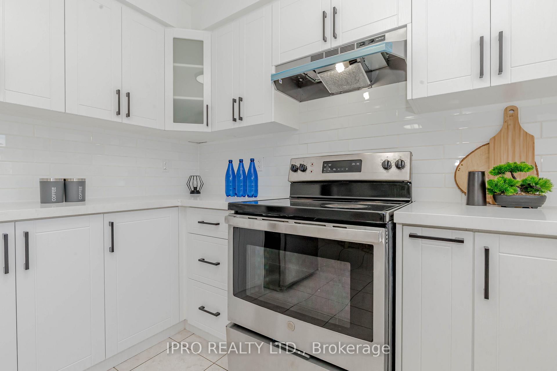 Photo 10 of 23 Hot Spring Road, Brampton, Sandringham-Wellington North — HOMEH