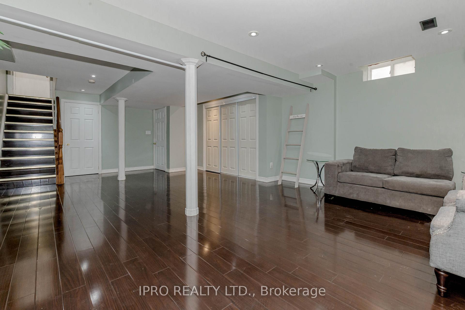 Photo 35 of 23 Hot Spring Road, Brampton, Sandringham-Wellington North — HOMEH