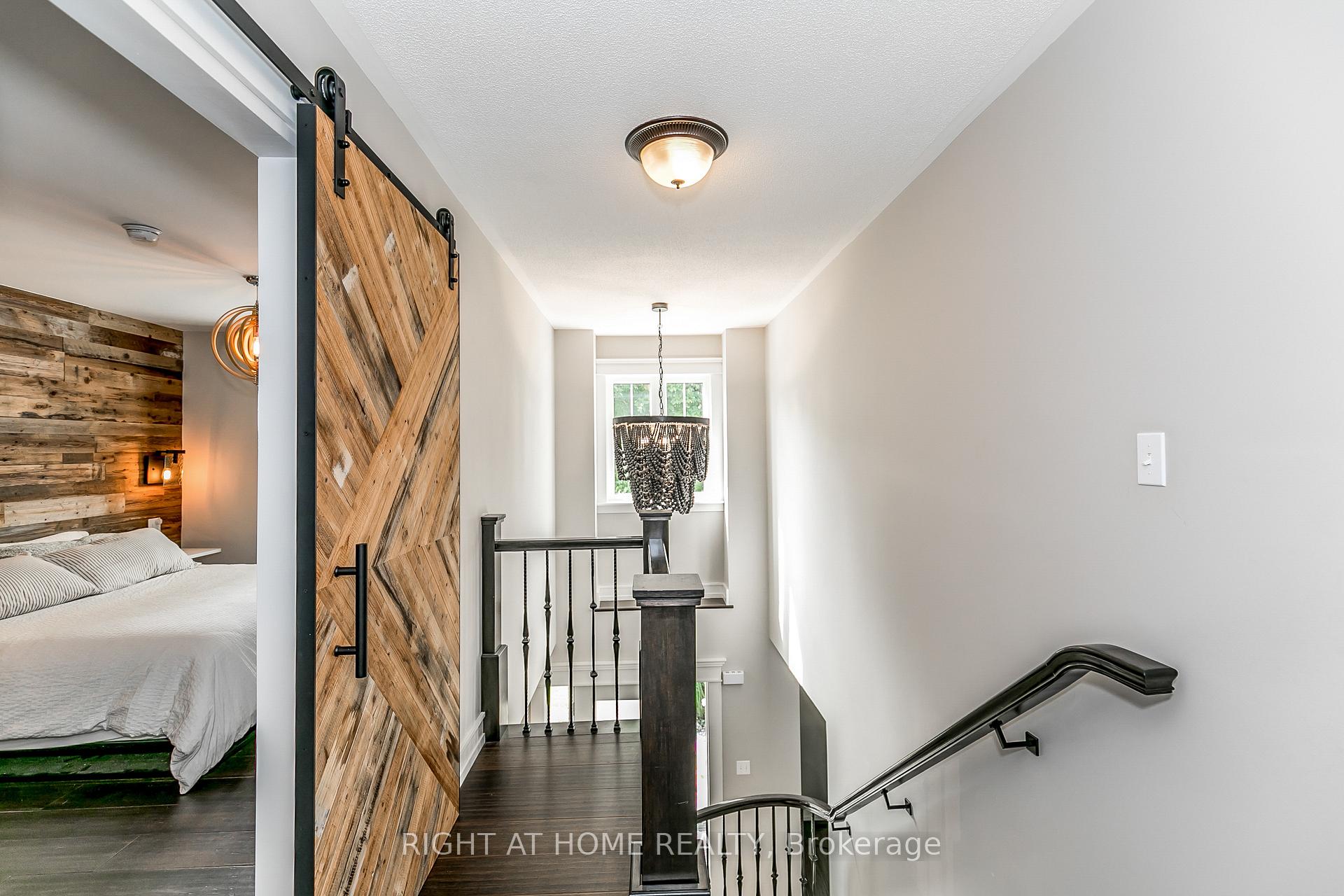 Photo 12 of 46 Alpine Way, Oro-Medonte, Horseshoe Valley — HOMEH