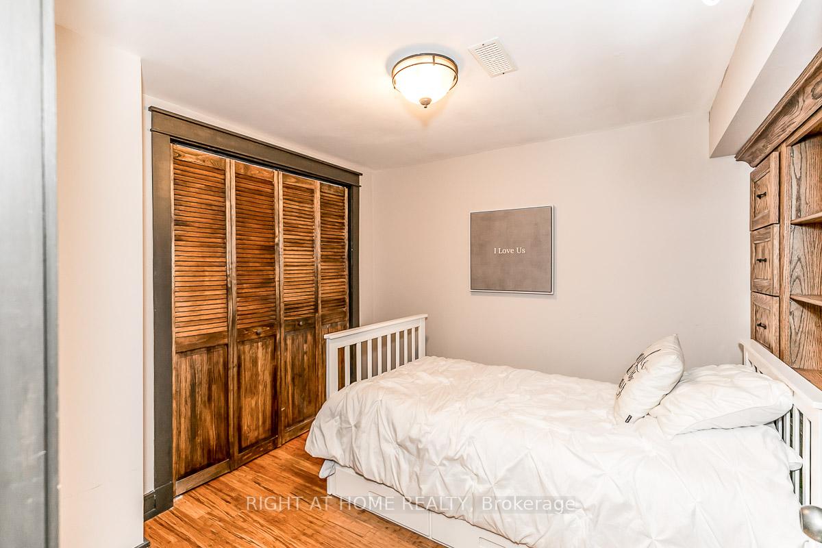 Photo 15 of 46 Alpine Way, Oro-Medonte, Horseshoe Valley — HOMEH
