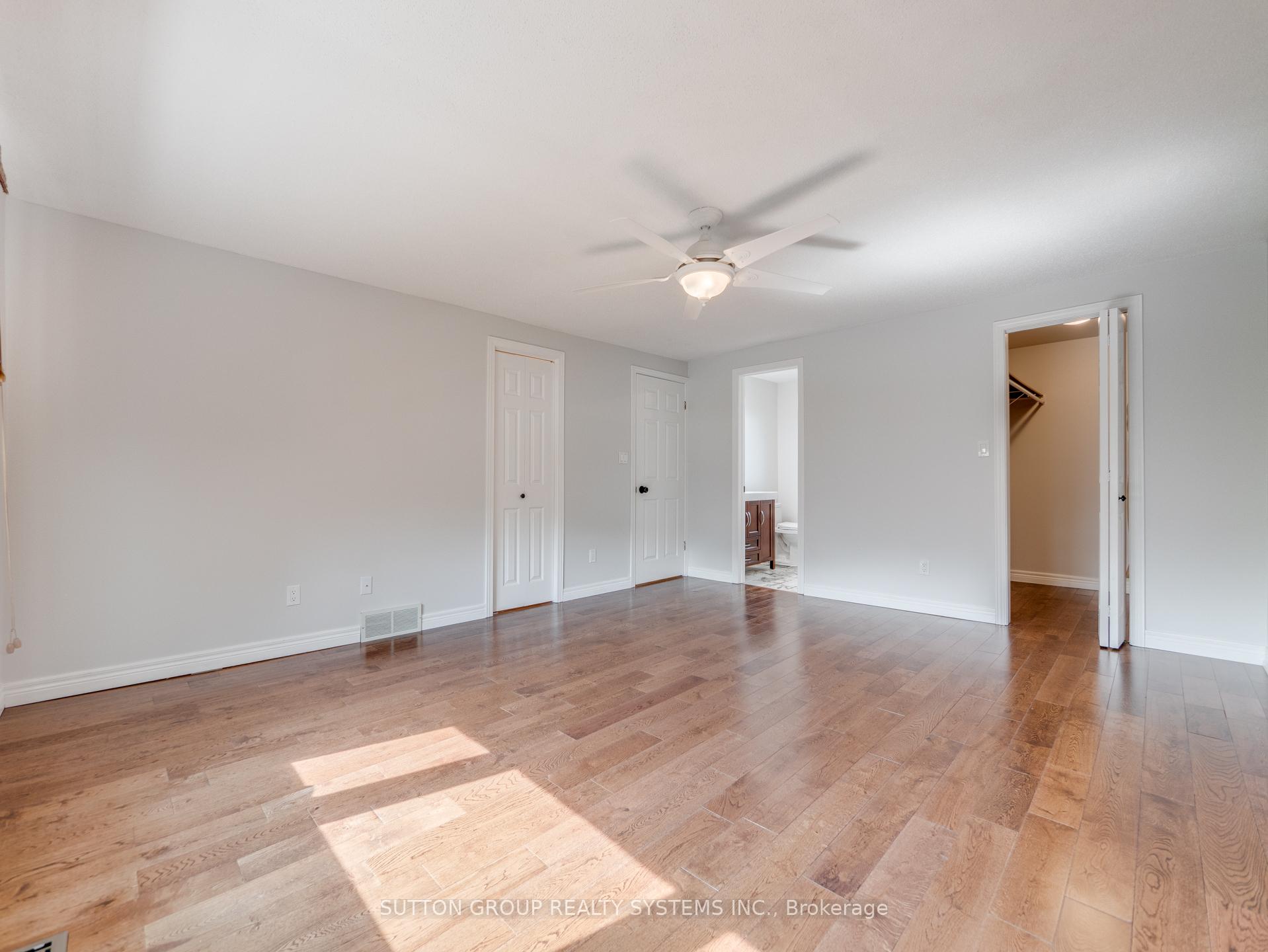 Photo 4 of 121 Parkland Crescent, Kitchener — HOMEH