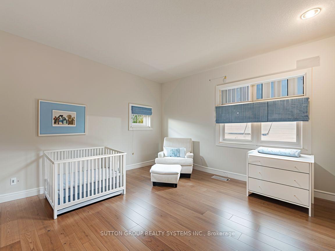 Photo 13 of 121 Parkland Crescent, Kitchener — HOMEH
