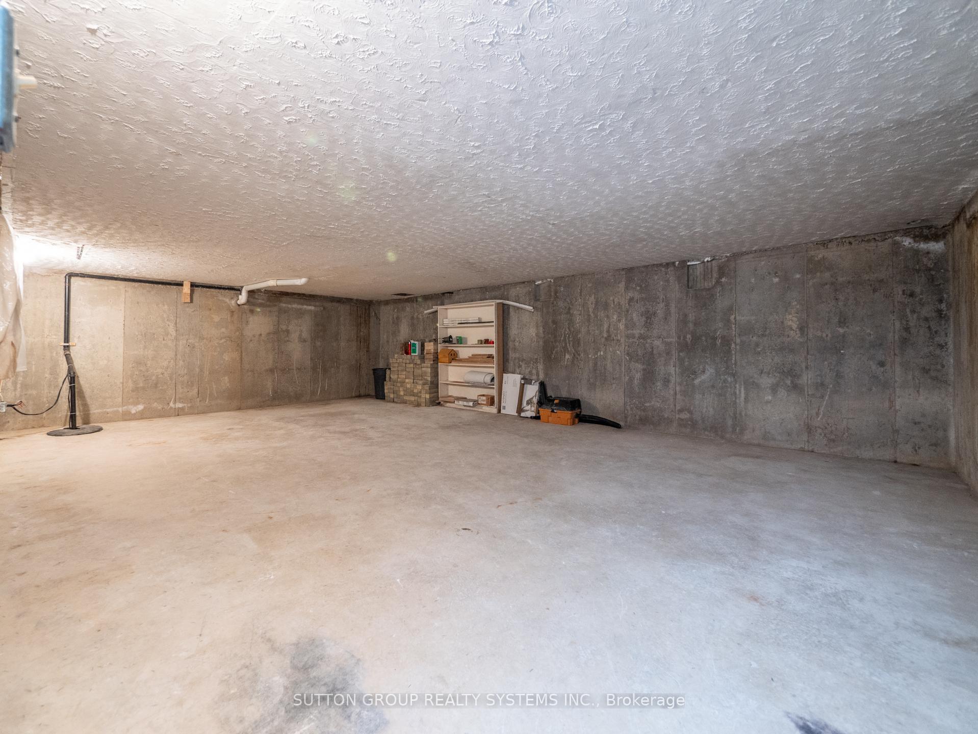 Photo 22 of 121 Parkland Crescent, Kitchener — HOMEH