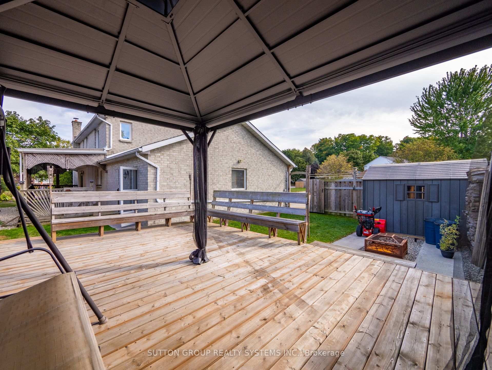 Photo 26 of 121 Parkland Crescent, Kitchener — HOMEH