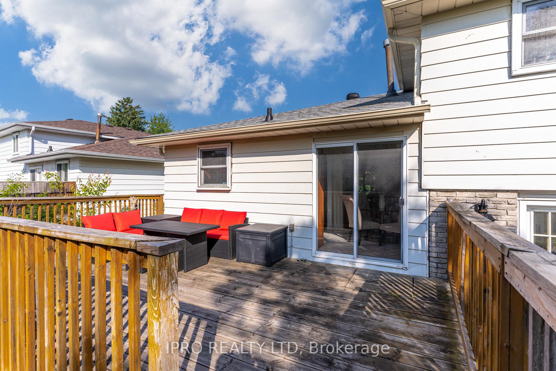 Photo 35 of 43 Grassington Crescent, Brampton, Northgate — HOMEH