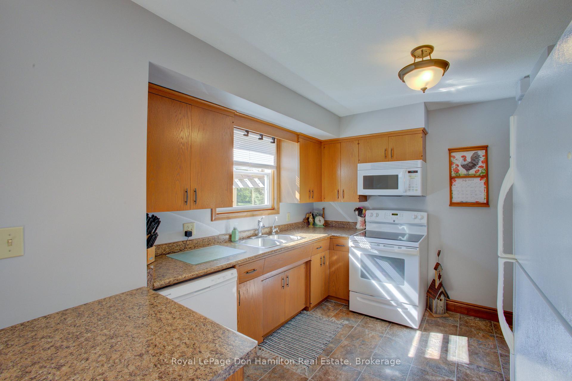 Photo 6 of 830 Barber Avenue N, North Perth, Listowel — HOMEH
