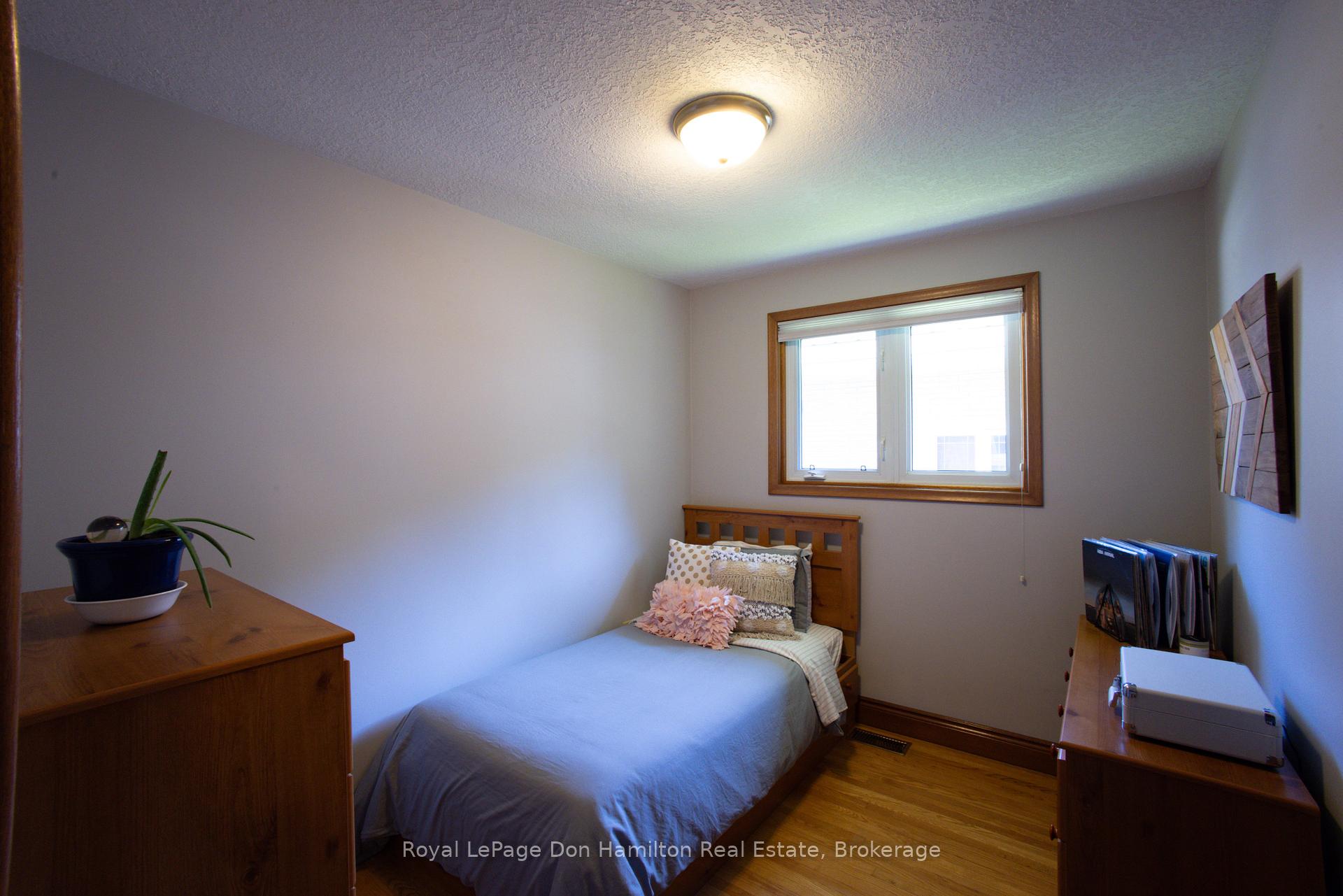 Photo 45 of 830 Barber Avenue N, North Perth, Listowel — HOMEH