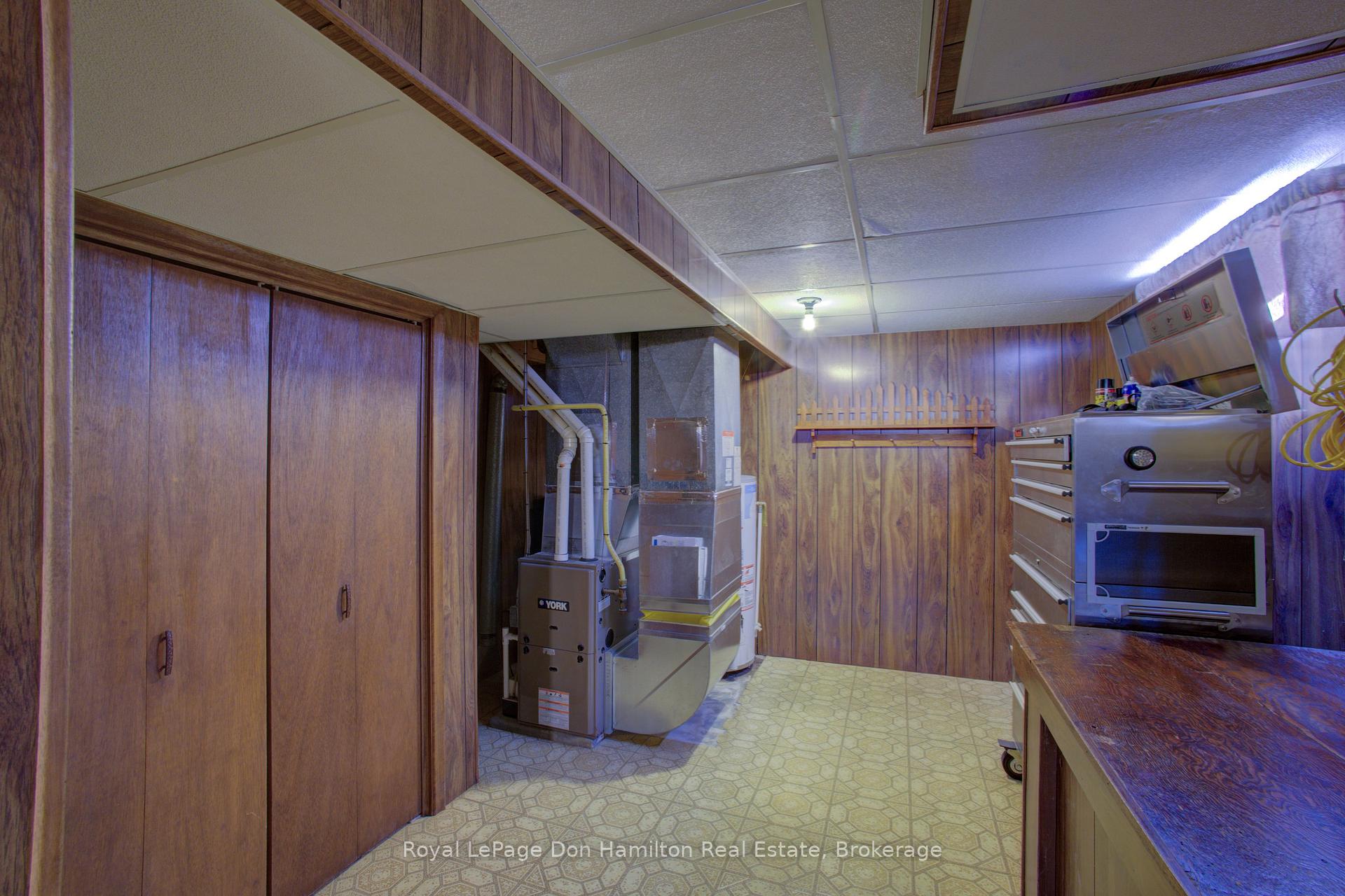 Photo 20 of 830 Barber Avenue N, North Perth, Listowel — HOMEH