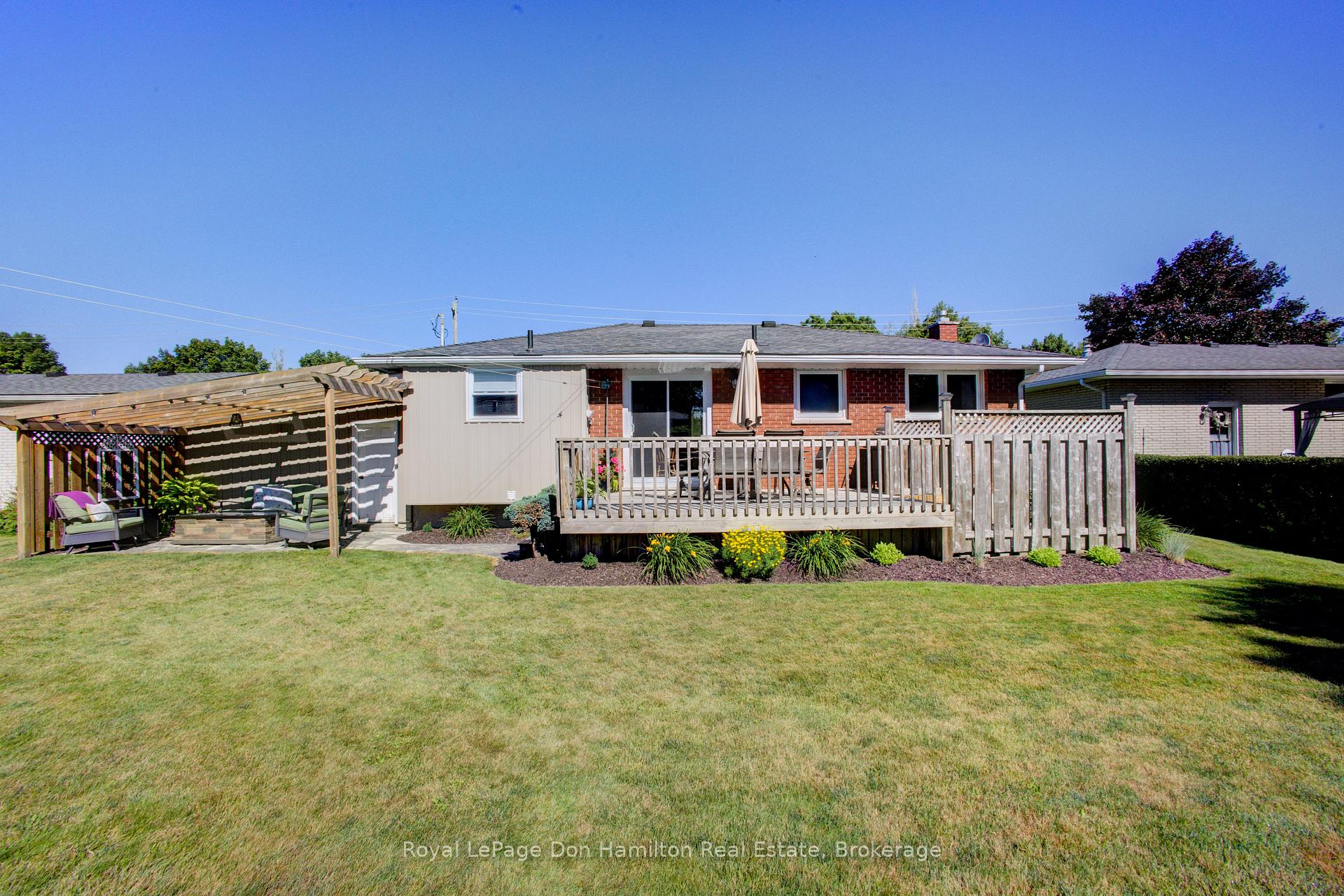 Photo 39 of 830 Barber Avenue N, North Perth, Listowel — HOMEH