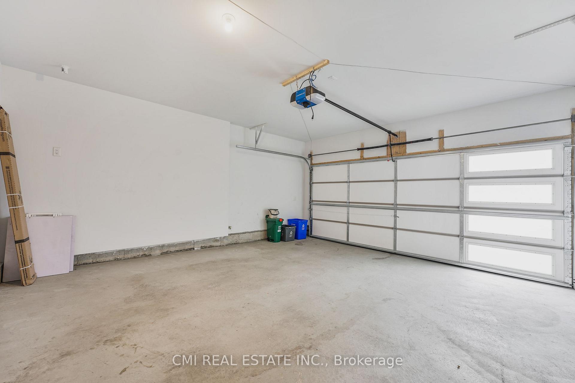 Photo 29 of 116 Shepherd Drive, Barrie, Rural Barrie Southeast — HOMEH