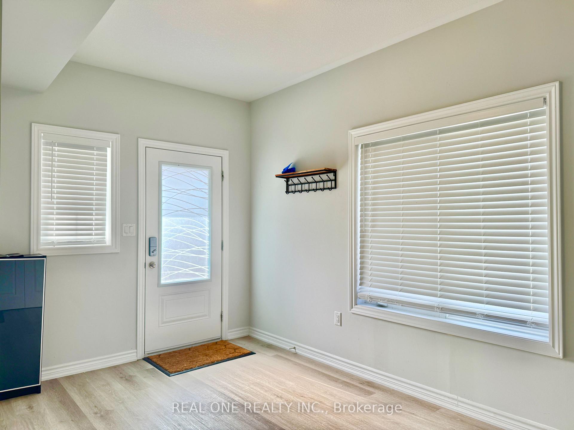 Photo 5 of Unit 80, 124 Compass Trail, Cambridge — HOMEH