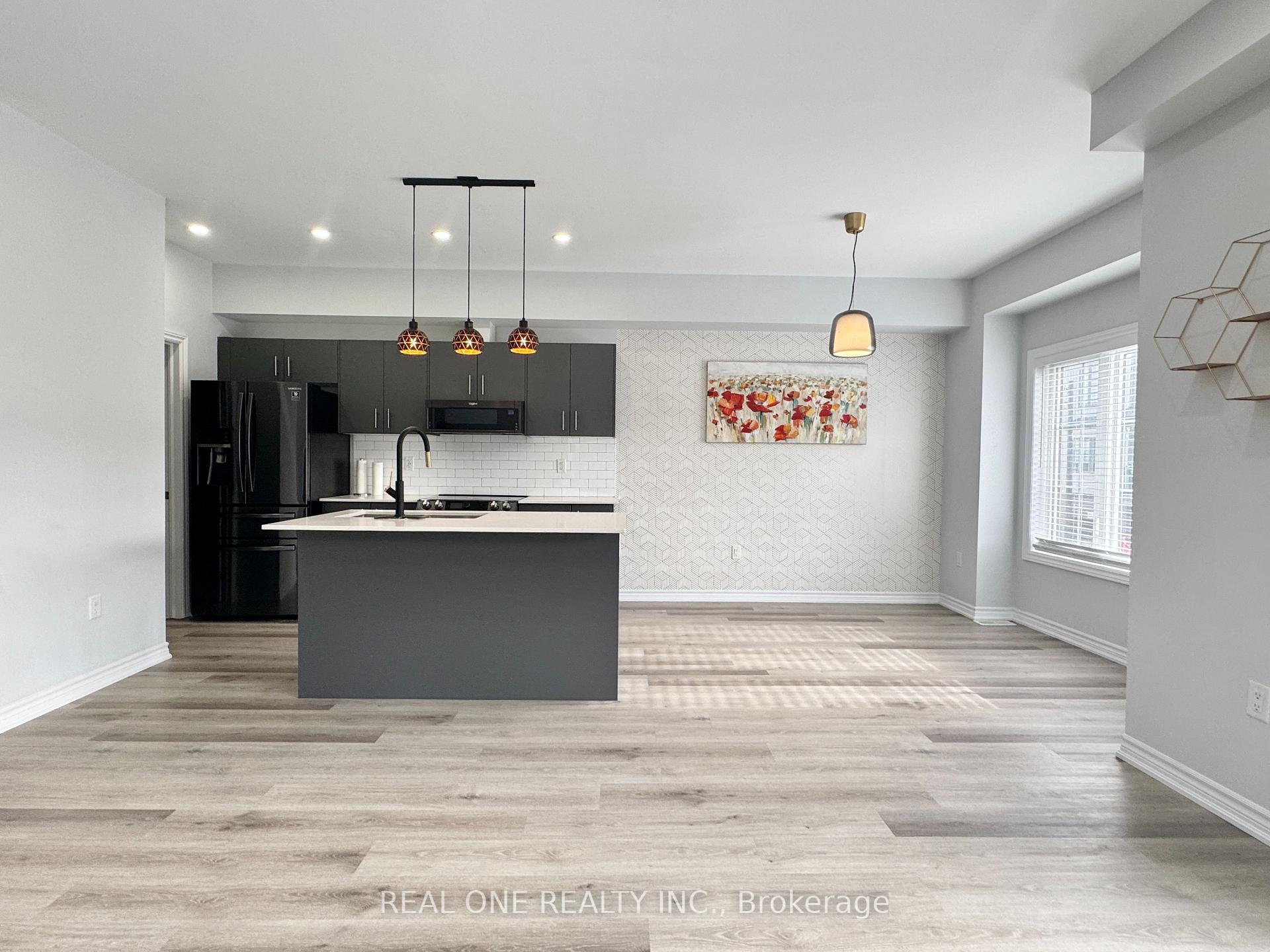 Photo 4 of Unit 80, 124 Compass Trail, Cambridge — HOMEH