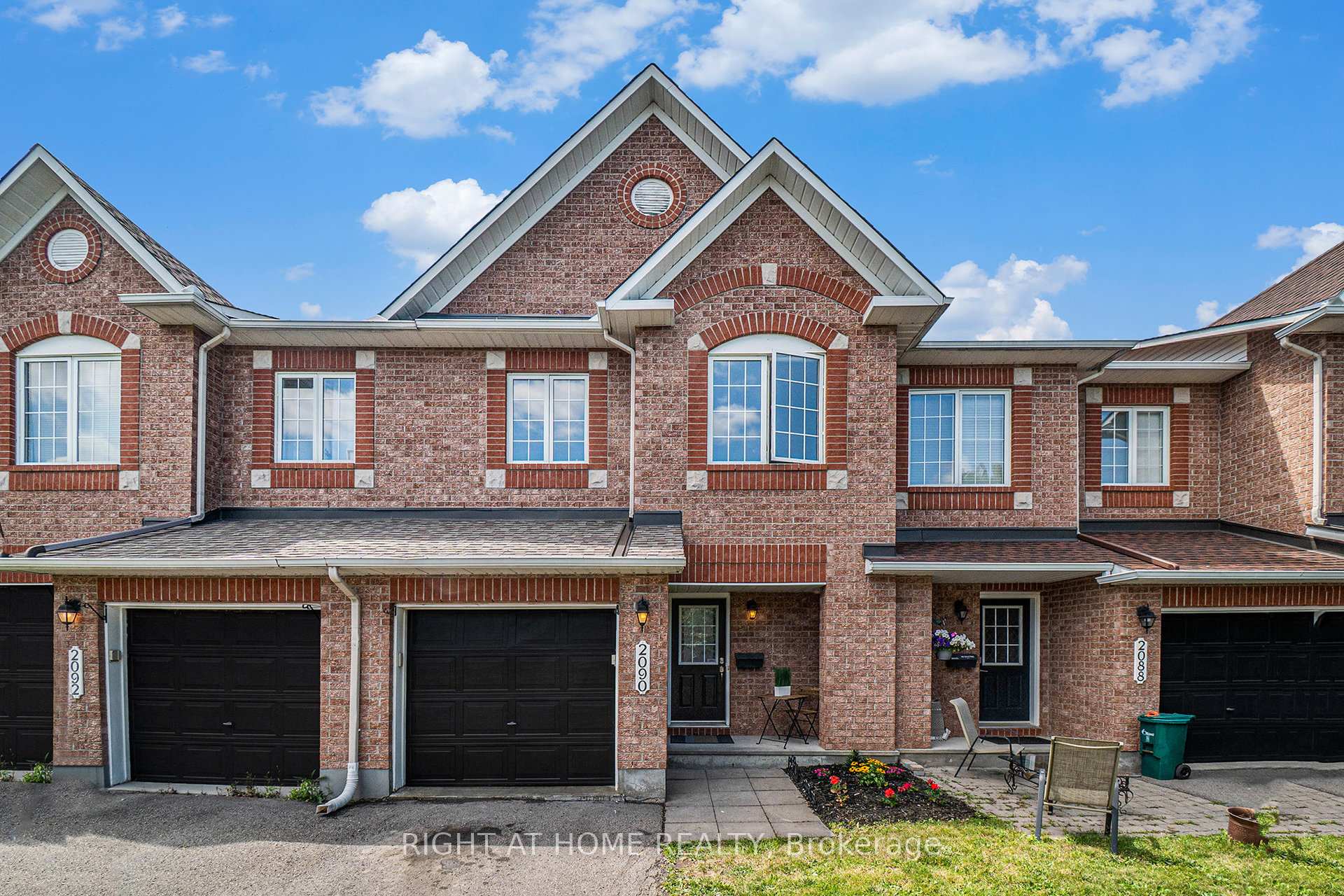 Photo 1 of 2090 Assomption Street, Ottawa, Avalon East — HOMEH