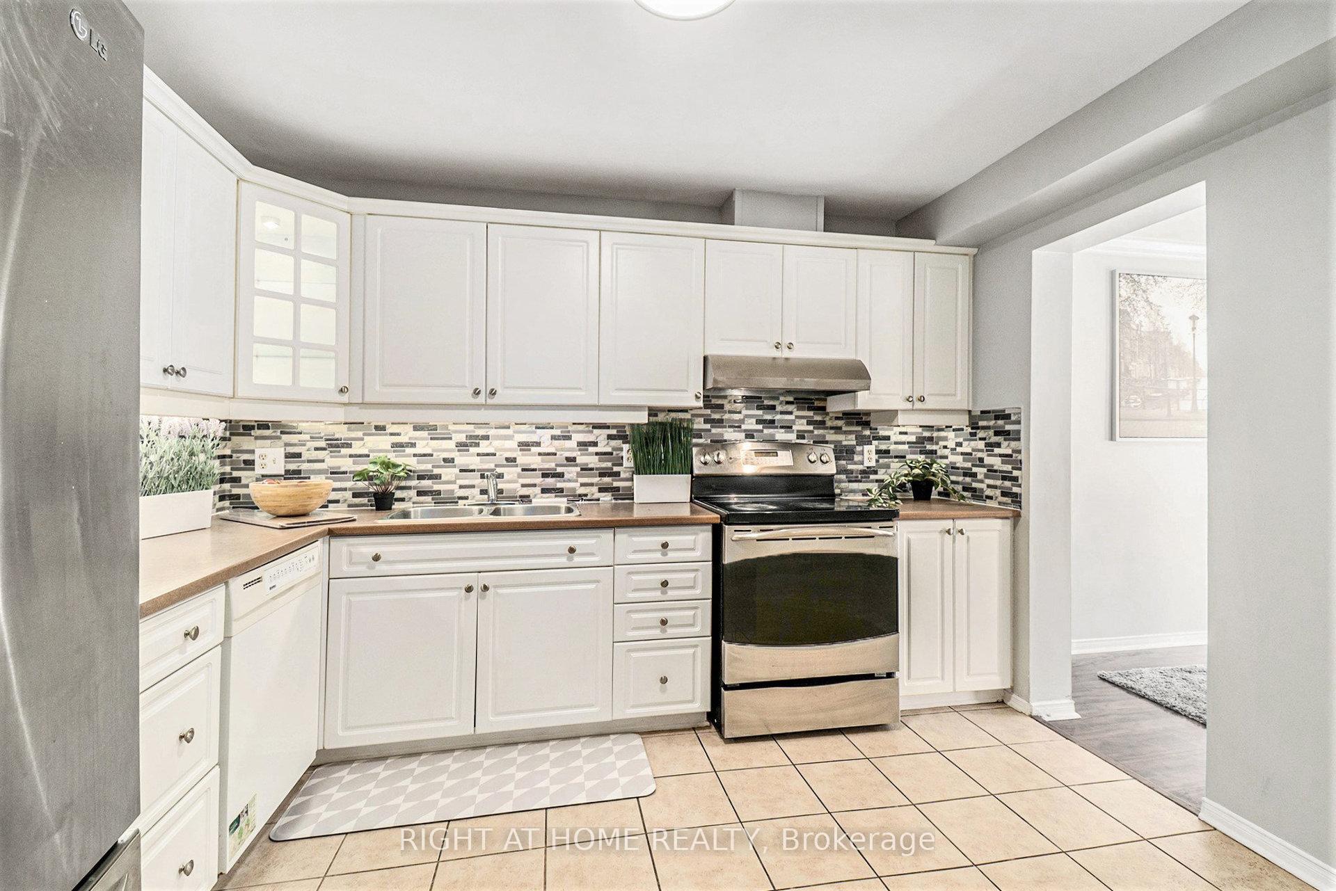 Photo 28 of 2090 Assomption Street, Ottawa, Avalon East — HOMEH