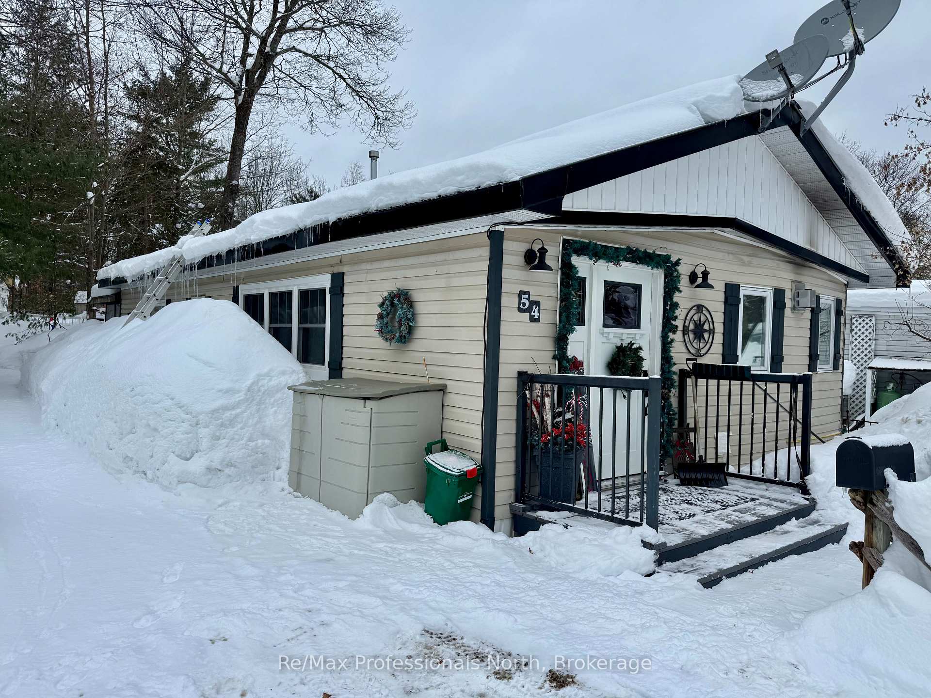 Photo 1 of Unit 54, 1007 Racoon Road, Gravenhurst, Morrison — HOMEH