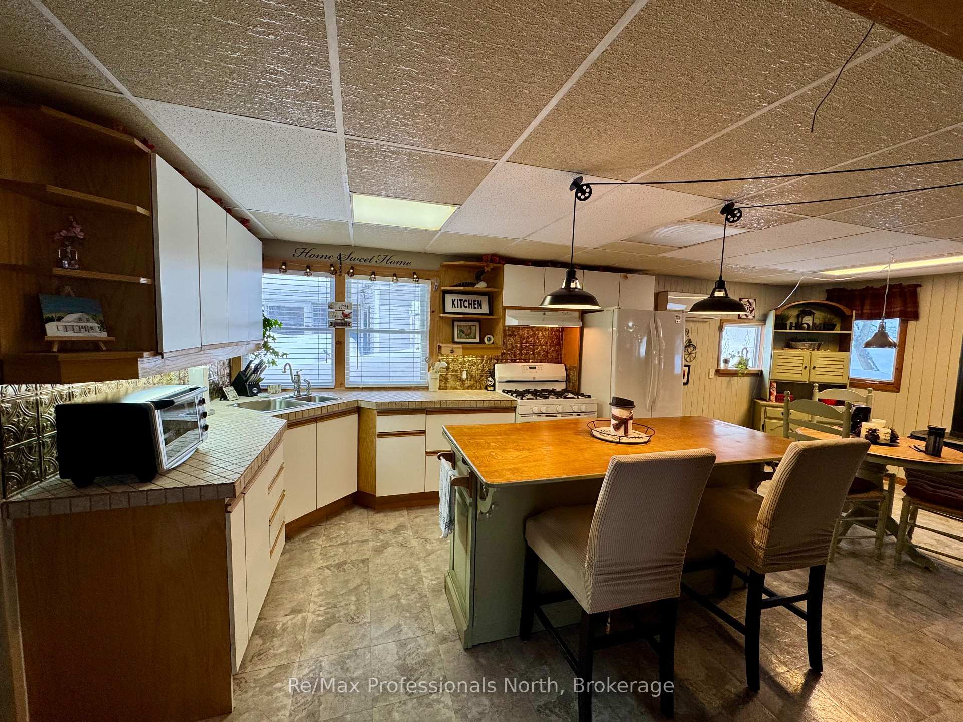Photo 9 of Unit 54, 1007 Racoon Road, Gravenhurst, Morrison — HOMEH