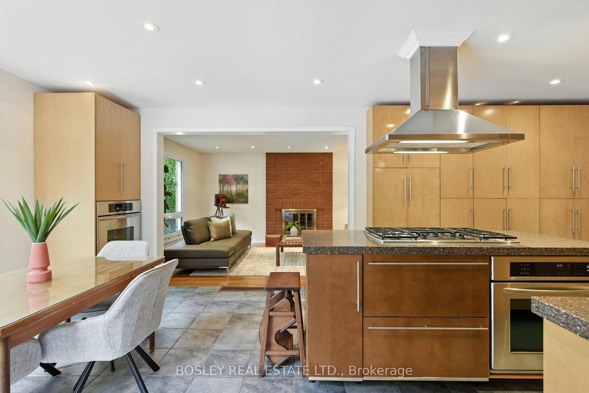 Photo 42 of 28 Lambert Road, Markham, Thornlea — HOMEH