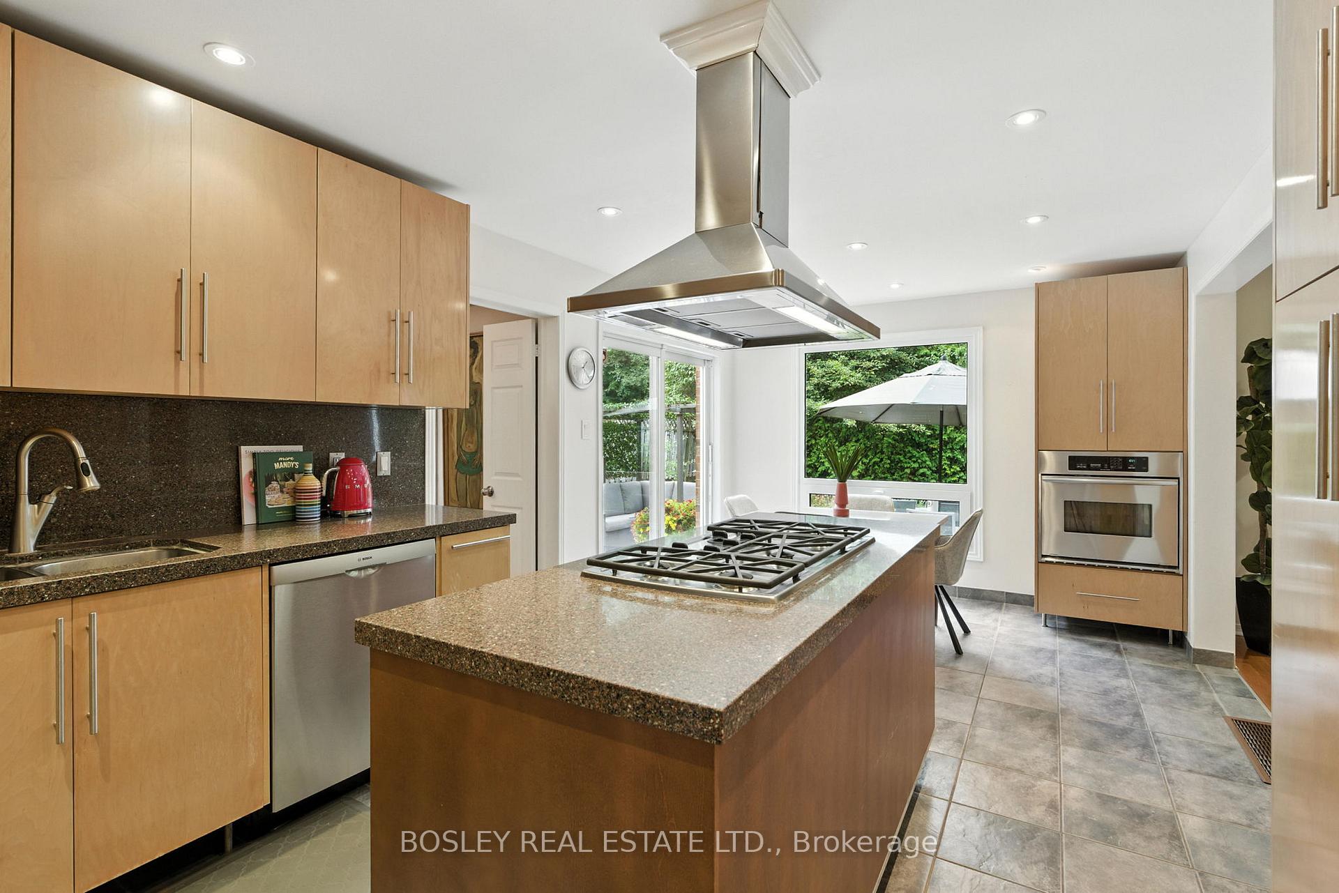 Photo 11 of 28 Lambert Road, Markham, Thornlea — HOMEH