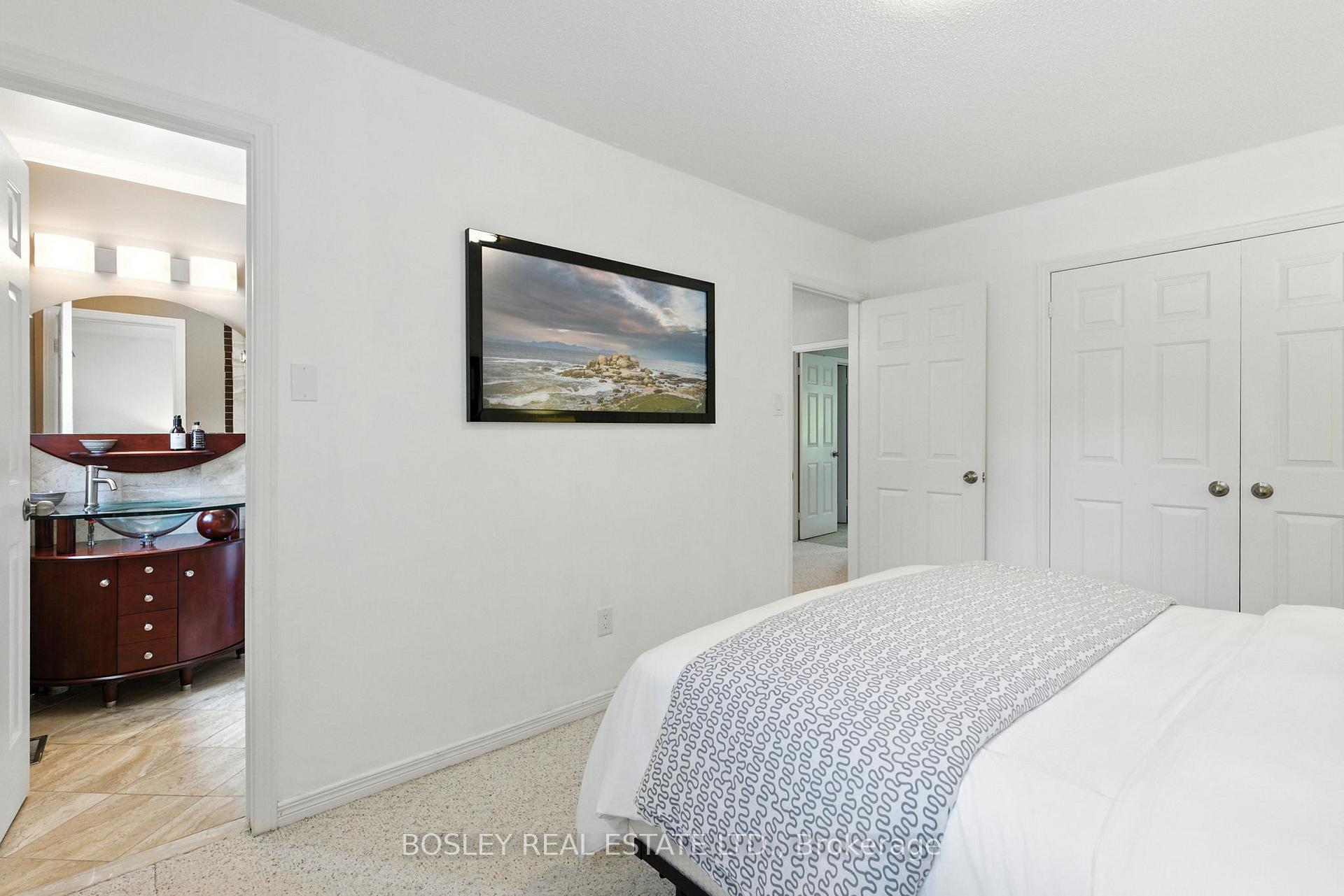 Photo 23 of 28 Lambert Road, Markham, Thornlea — HOMEH