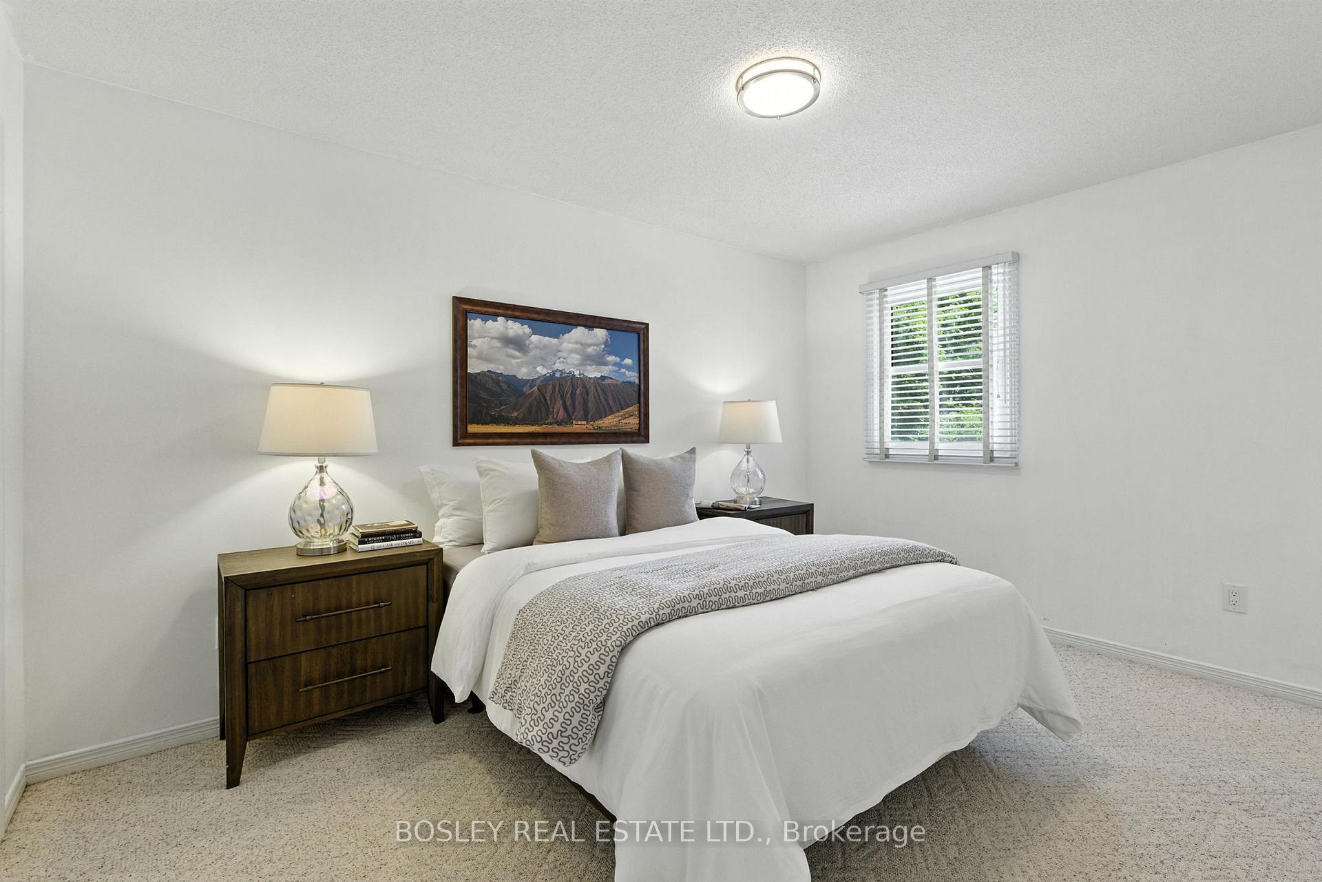 Photo 15 of 28 Lambert Road, Markham, Thornlea — HOMEH