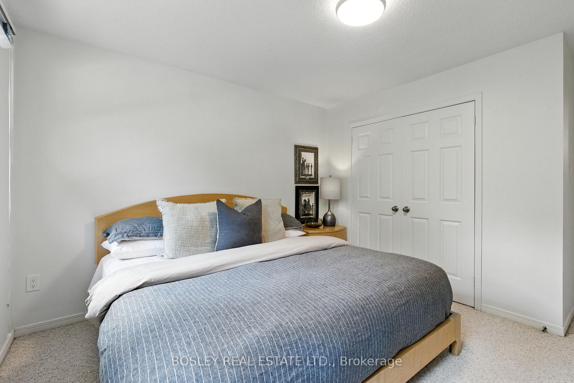 Photo 38 of 28 Lambert Road, Markham, Thornlea — HOMEH