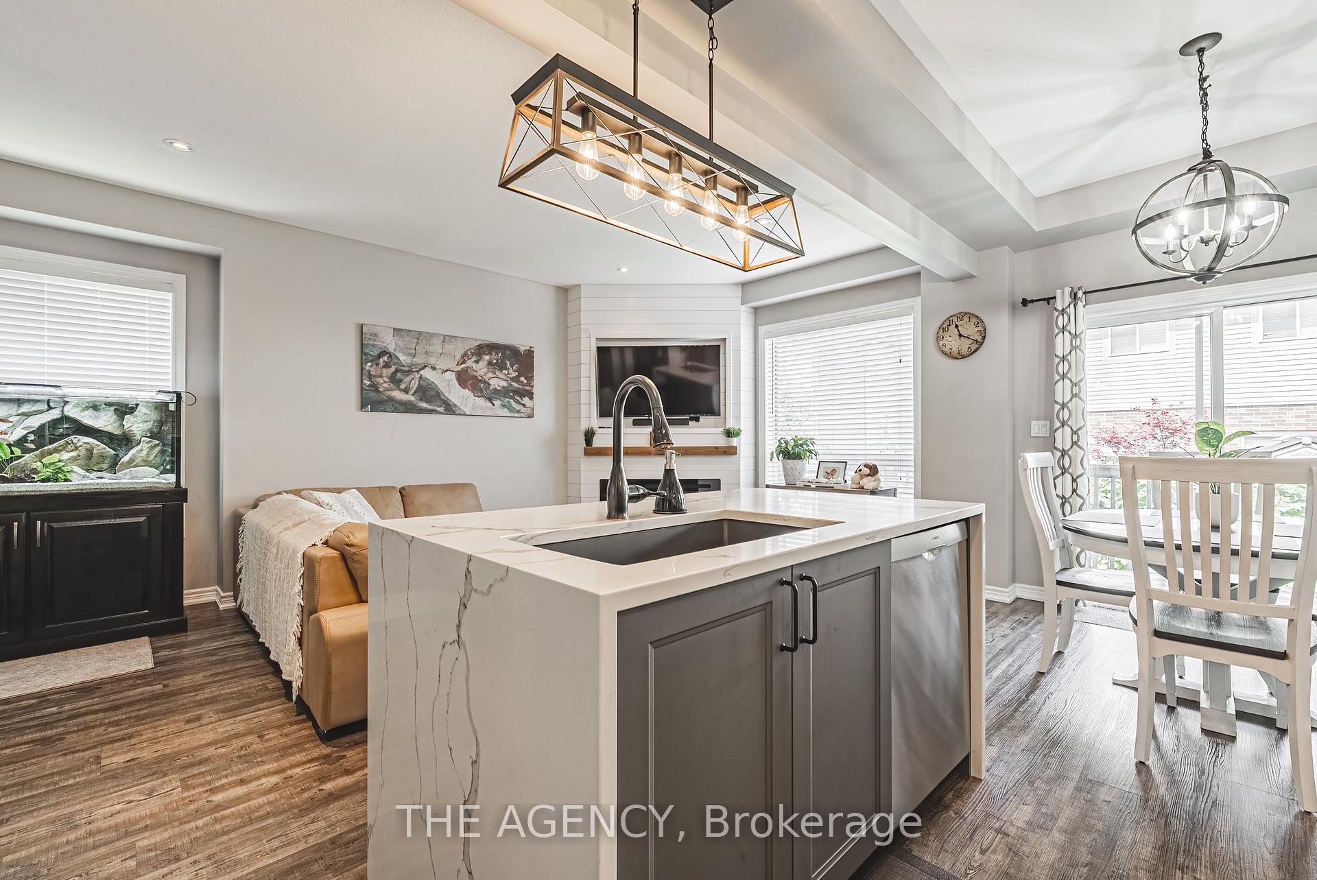 Photo 9 of Unit 14, 170 Palacebeach Trail, Hamilton, Stoney Creek — HOMEH