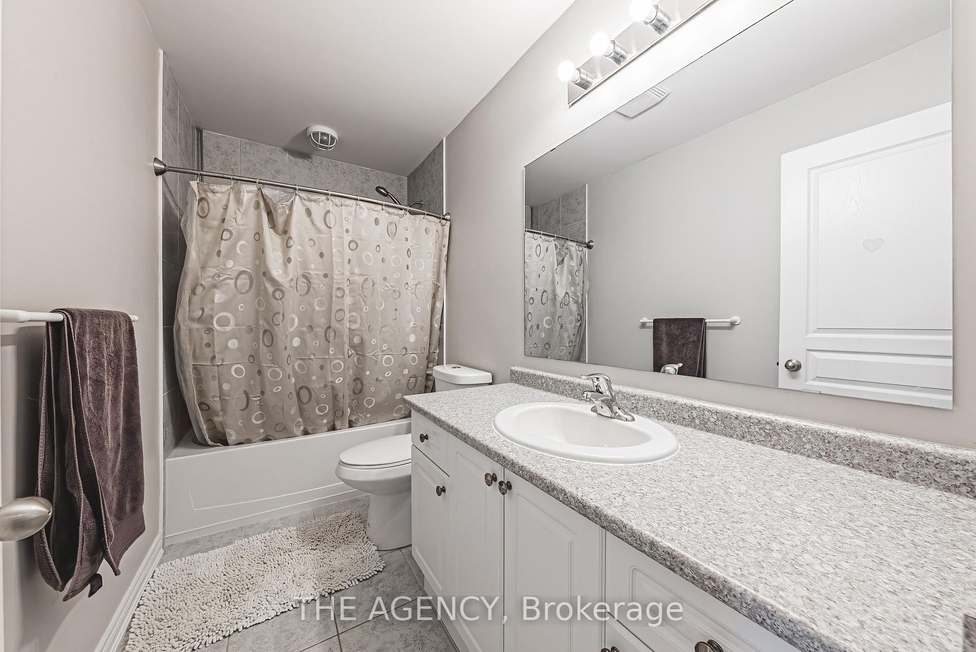 Photo 31 of Unit 14, 170 Palacebeach Trail, Hamilton, Stoney Creek — HOMEH