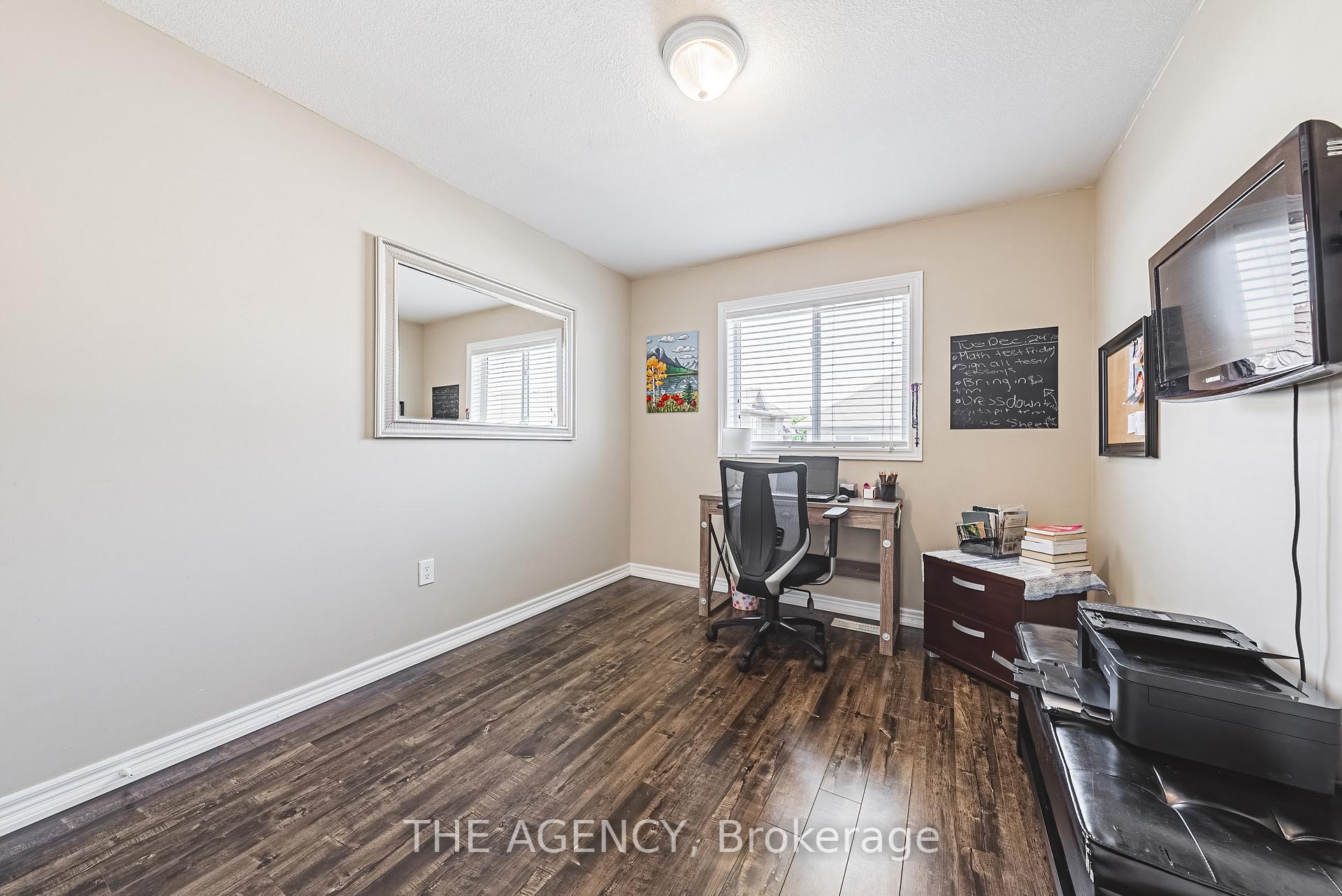 Photo 25 of Unit 14, 170 Palacebeach Trail, Hamilton, Stoney Creek — HOMEH
