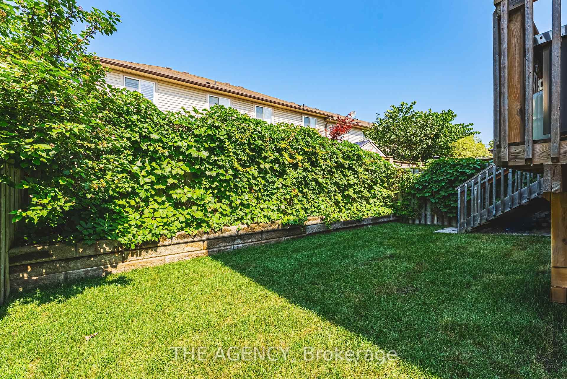 Photo 48 of Unit 14, 170 Palacebeach Trail, Hamilton, Stoney Creek — HOMEH