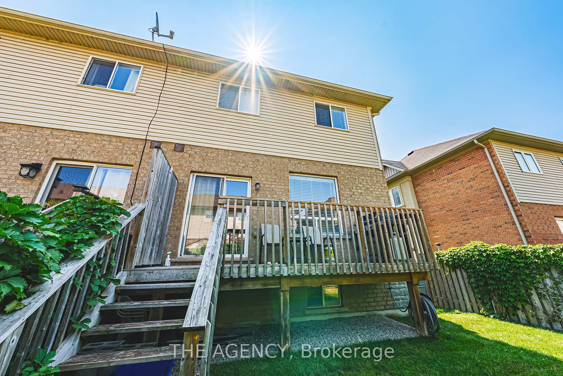 Photo 41 of Unit 14, 170 Palacebeach Trail, Hamilton, Stoney Creek — HOMEH