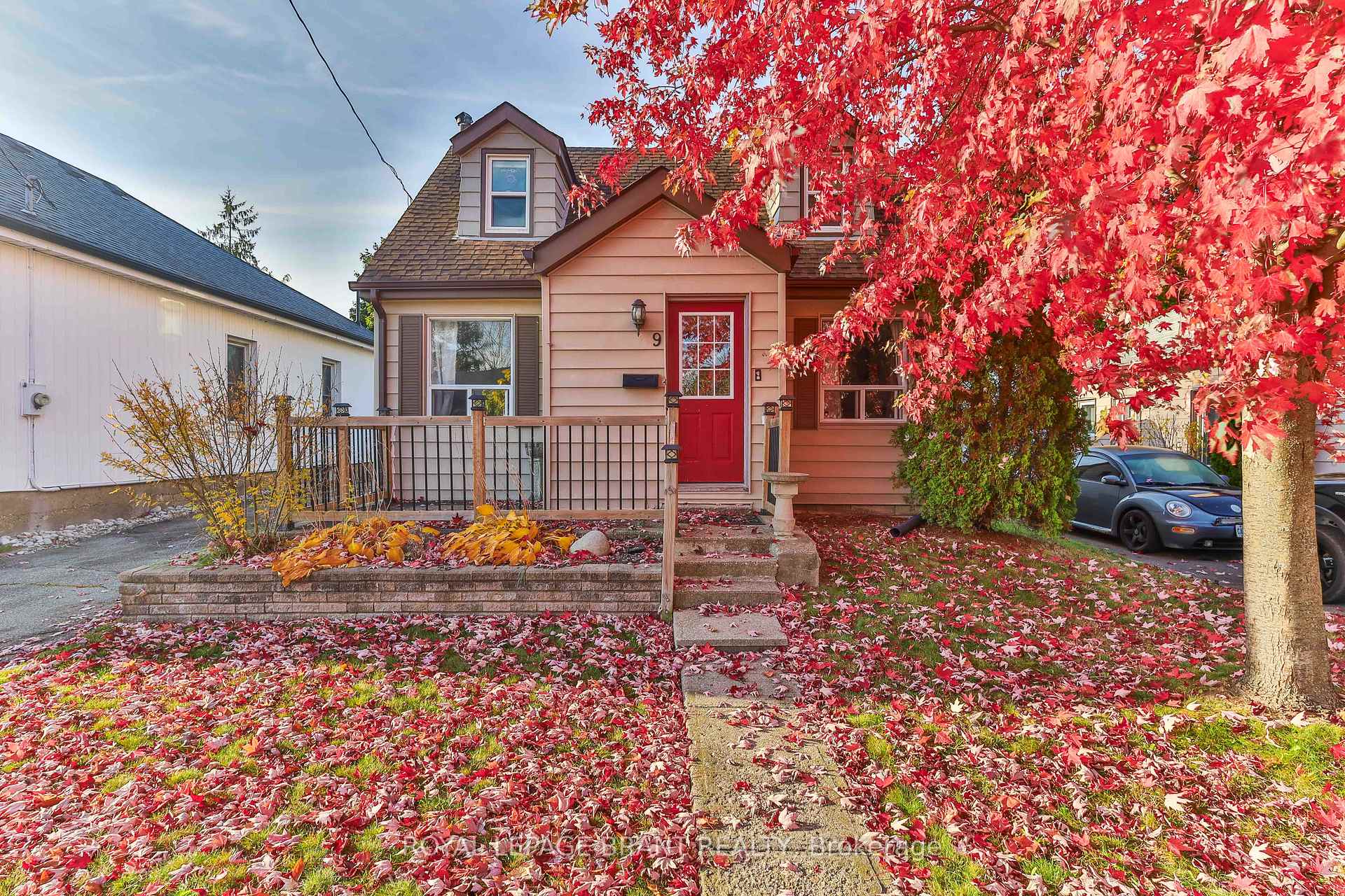 Photo 1 of 9 Alma Street, Brantford — HOMEH
