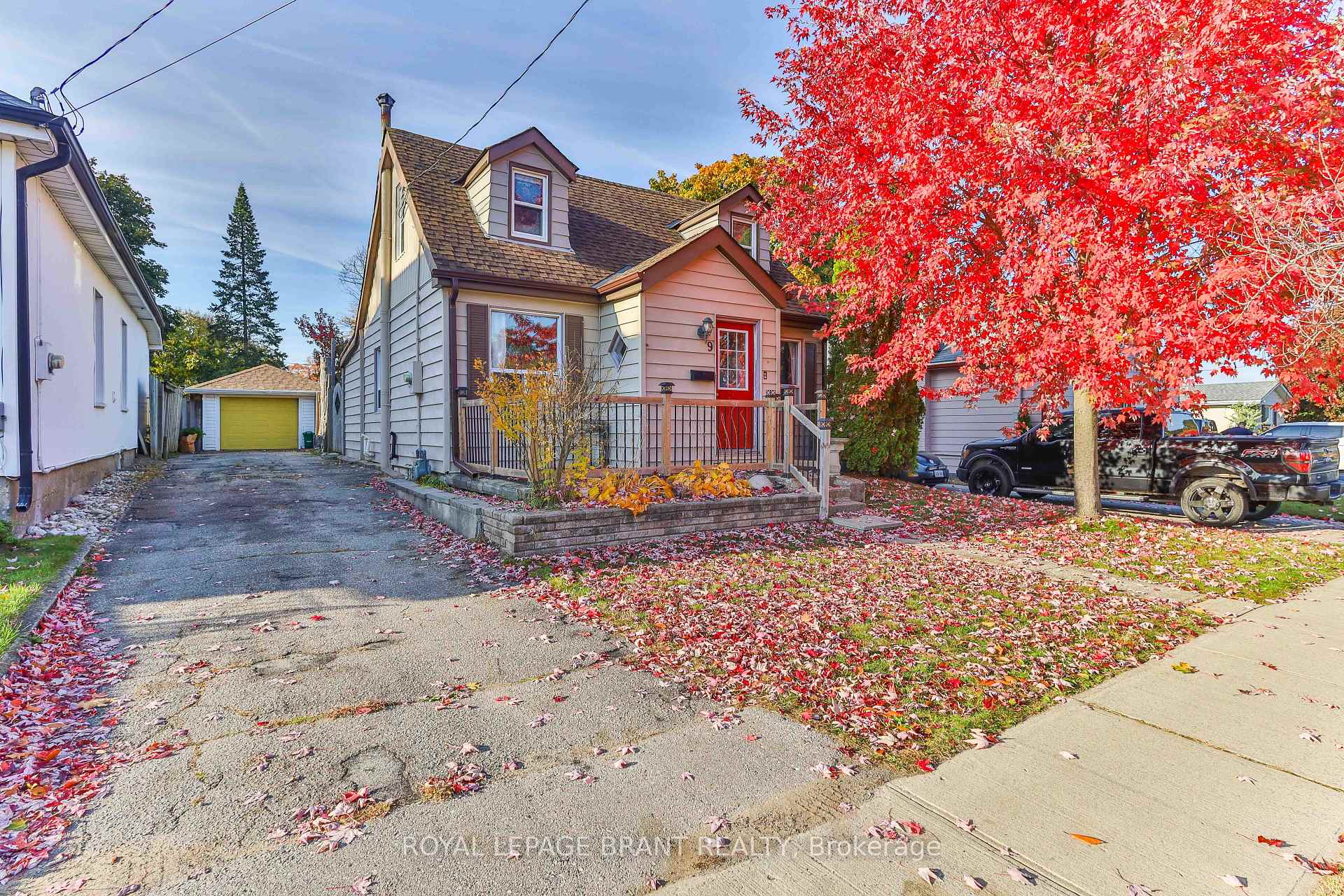 Photo 15 of 9 Alma Street, Brantford — HOMEH